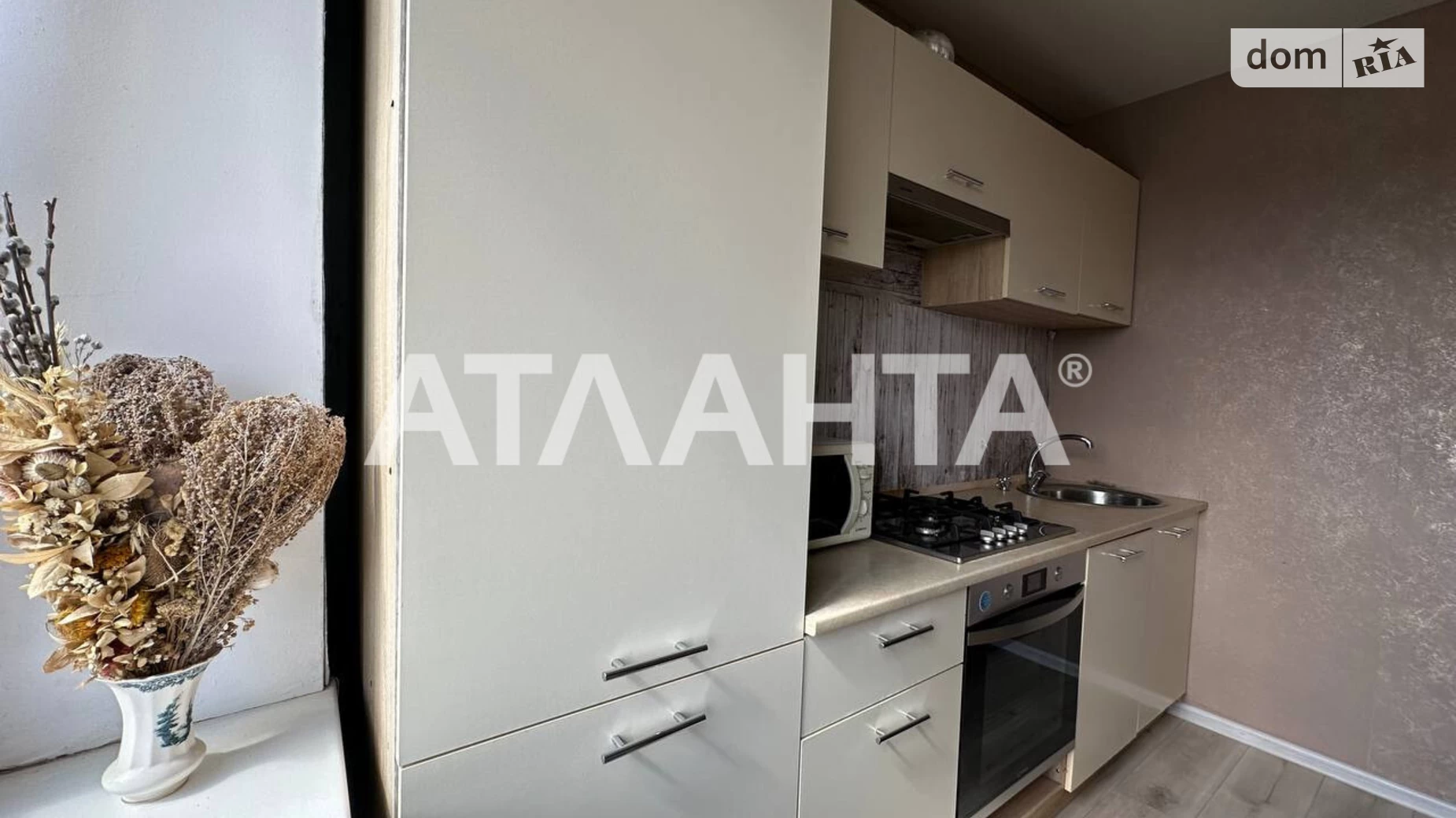 Продается 1-комнатная квартира 35 кв. м в Львове, ул. Гетьмана Ивана Мазепы - фото 2