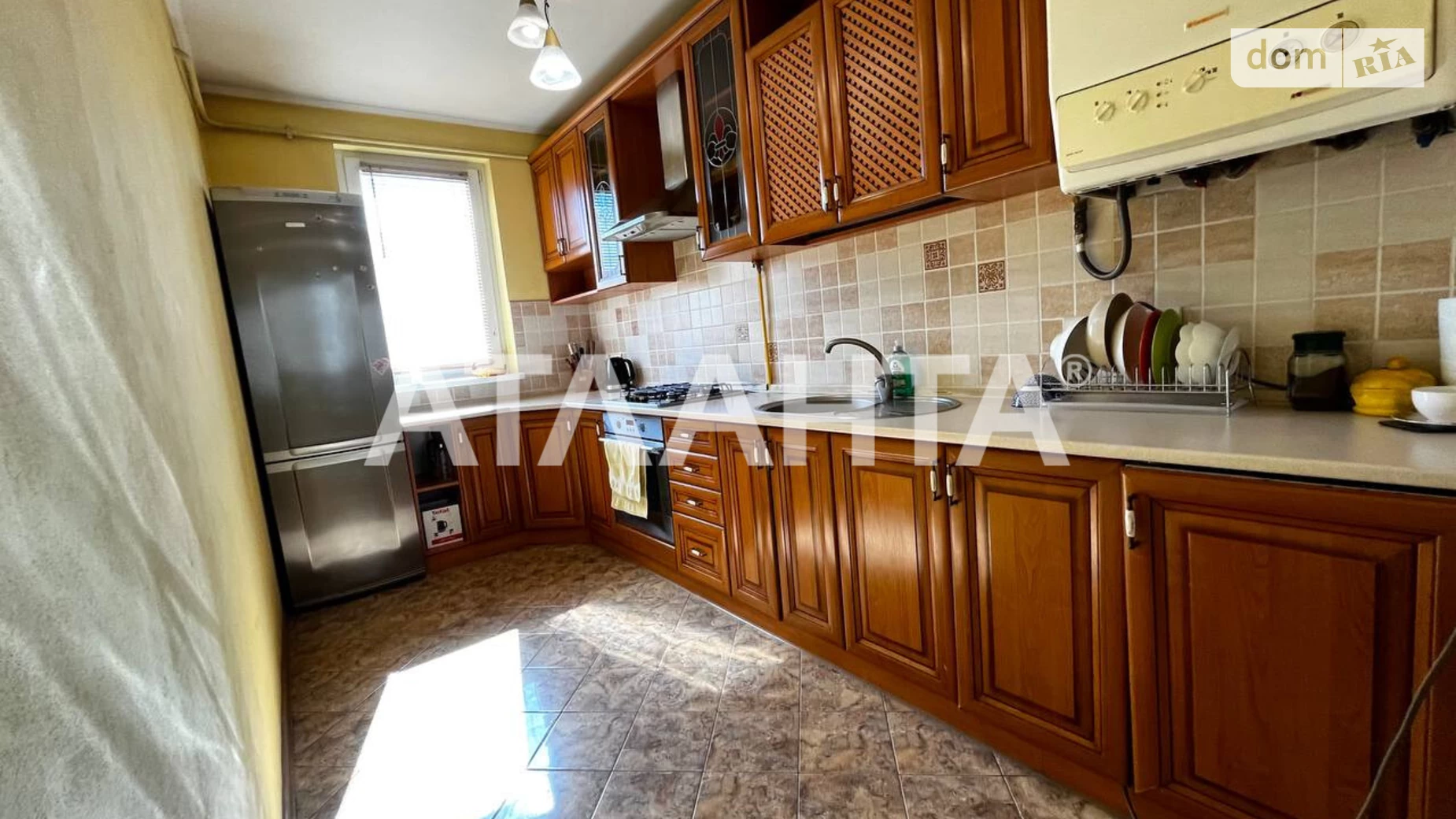 Продается дом на 2 этажа 177.8 кв. м с бассейном, цена: 118000 $ - фото 2