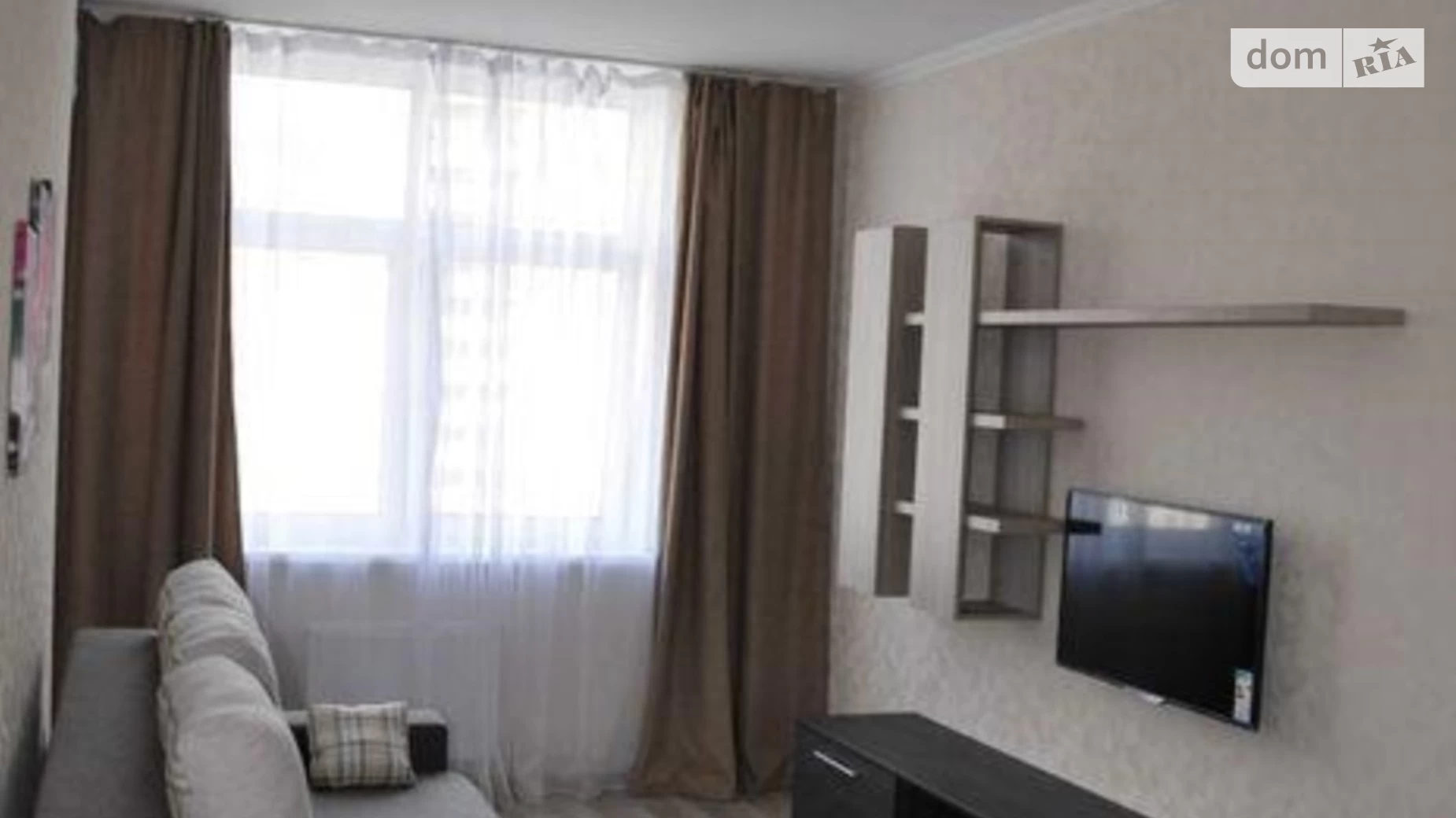 Продается 1-комнатная квартира 49 кв. м в Киеве, ул. Анны Ахматовой, 22 - фото 2