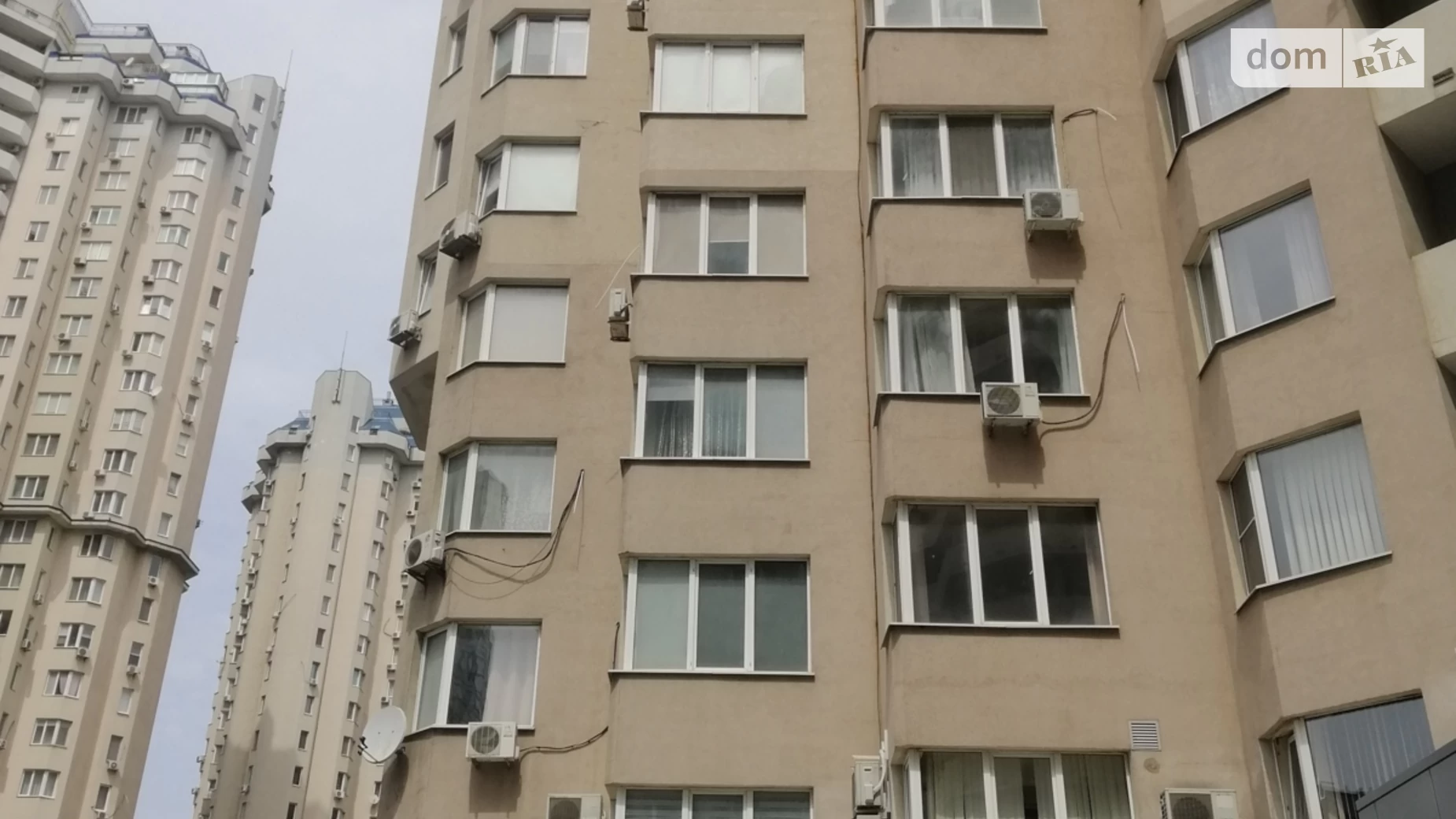 Продається 2-кімнатна квартира 73 кв. м у Одесі, вул. Середньофонтанська, 19В - фото 2