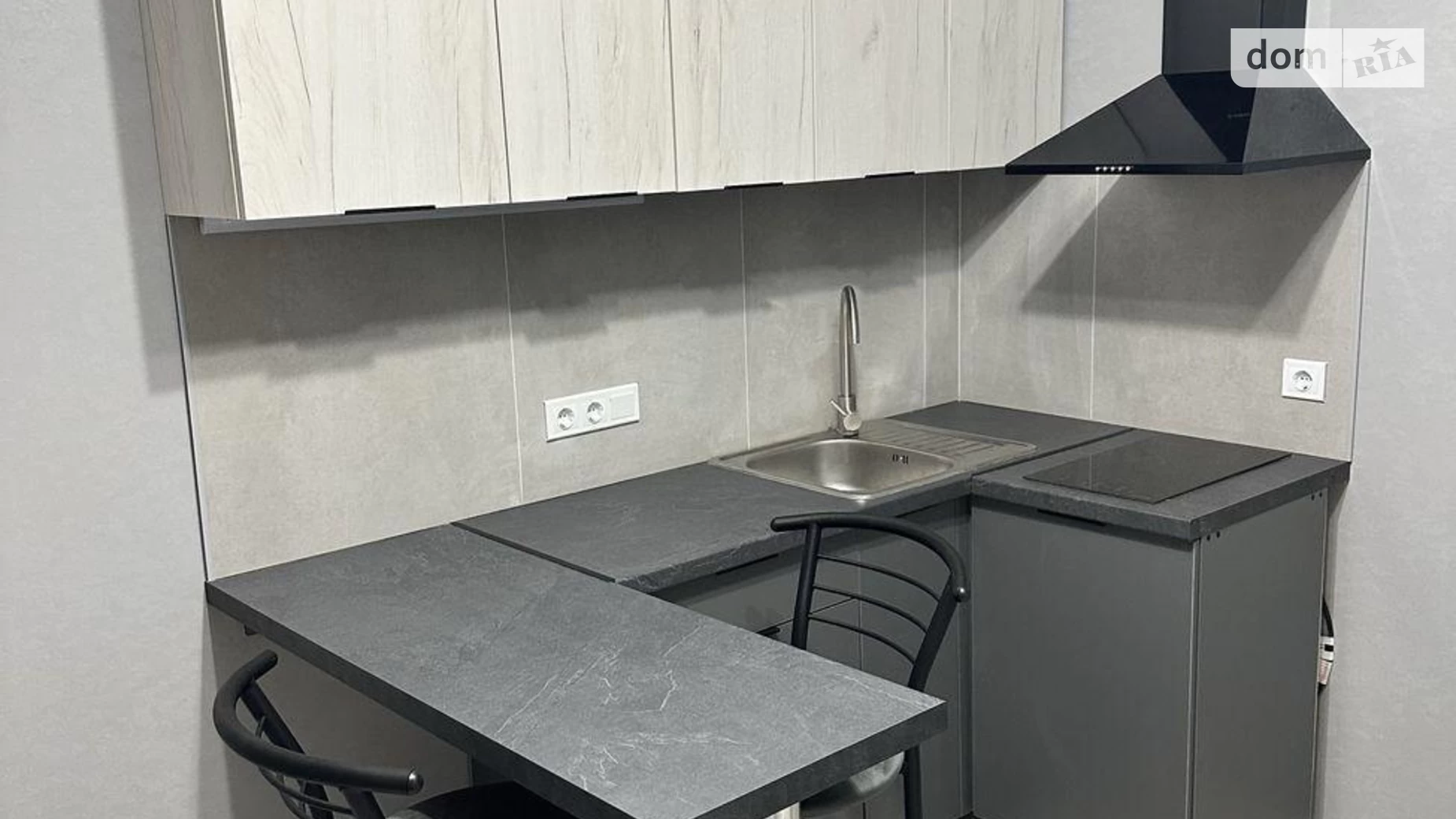 Продается 1-комнатная квартира 29 кв. м в Одессе - фото 2