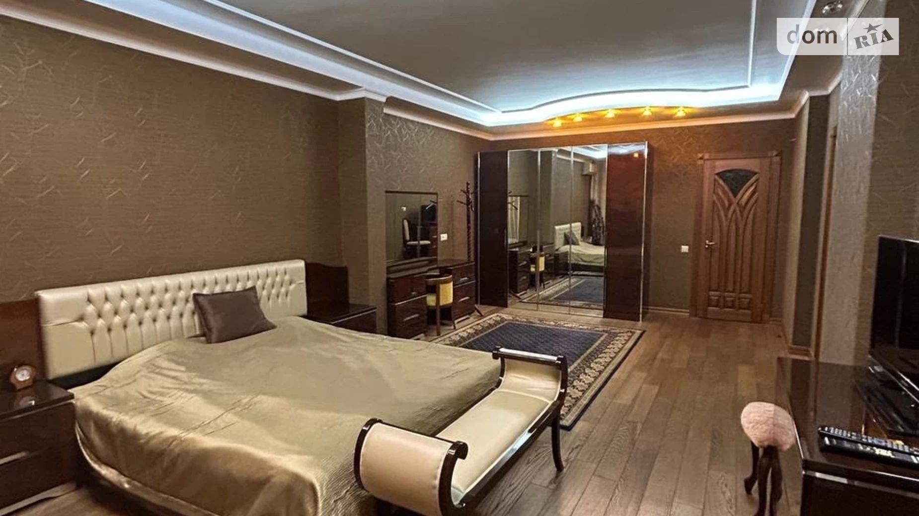 Продается 4-комнатная квартира 212 кв. м в Киеве, ул. Василия Симоненко, 5 - фото 5
