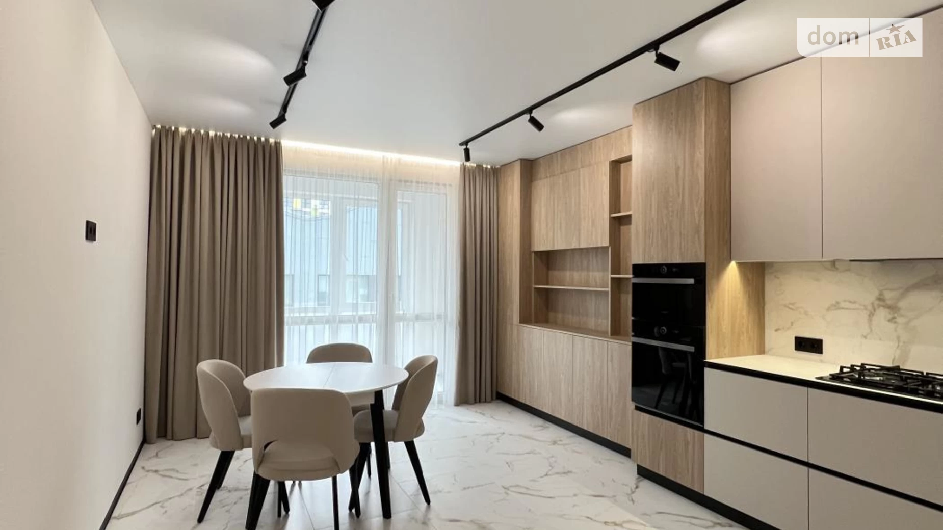 Продается 2-комнатная квартира 73.7 кв. м в Львове, ул. Венгерская - фото 3
