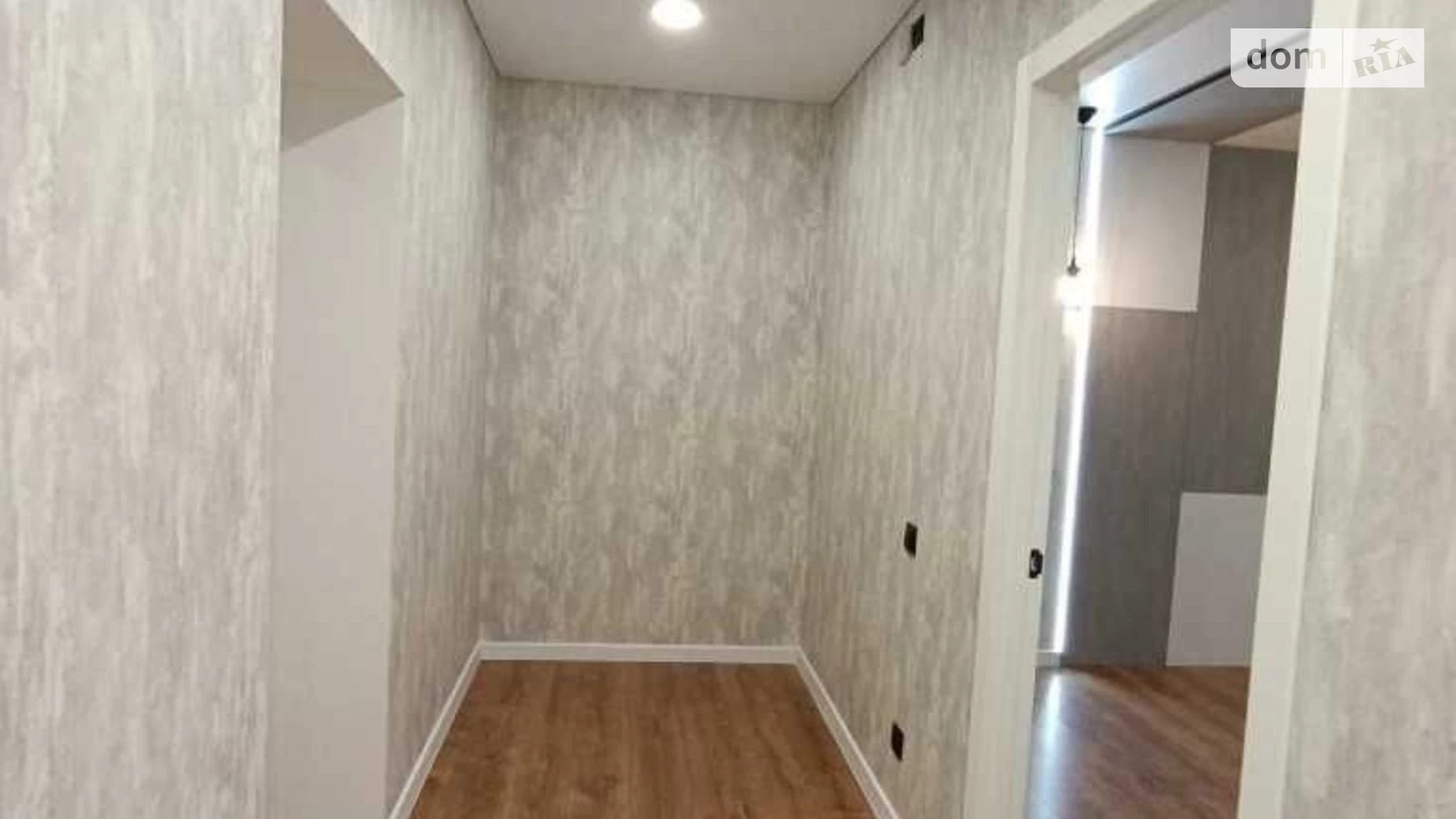 Продається 2-кімнатна квартира 46.4 кв. м у Полтаві, вул. Миру, 1 - фото 2