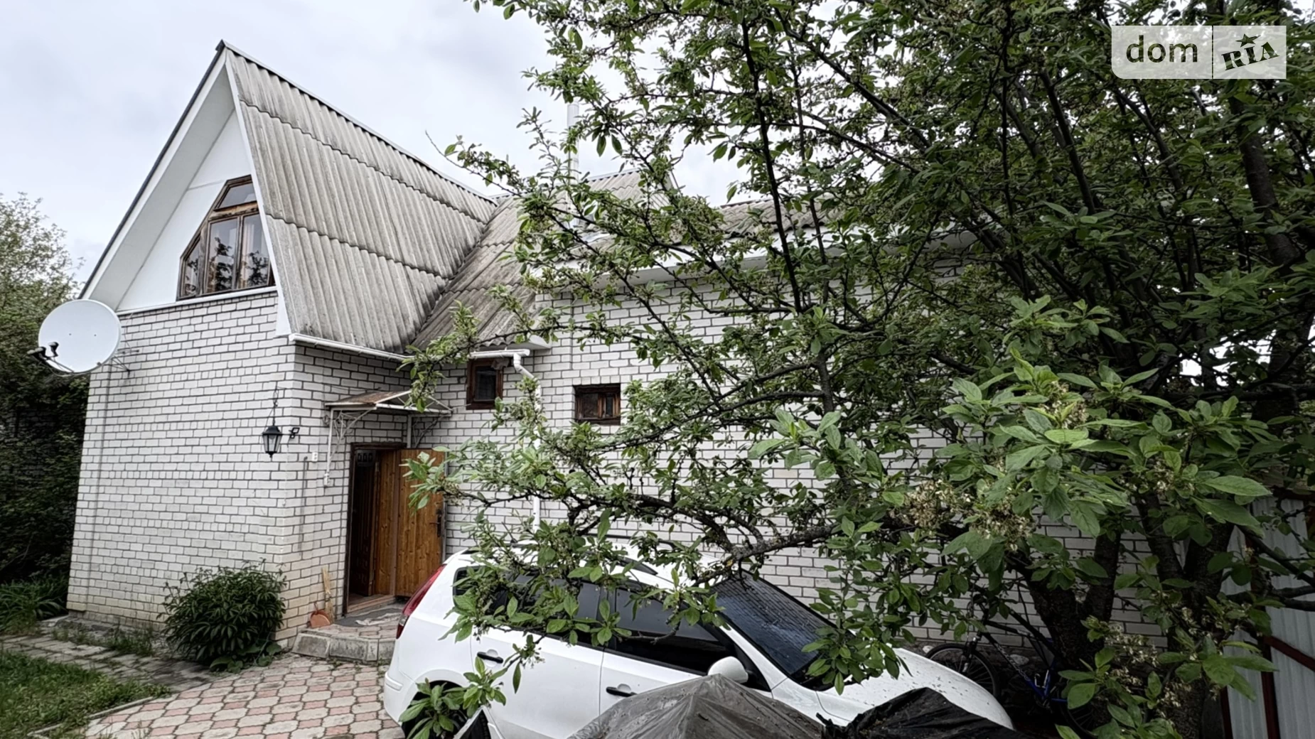 Продается дом на 2 этажа 280 кв. м с бассейном, цена: 99000 $ - фото 3