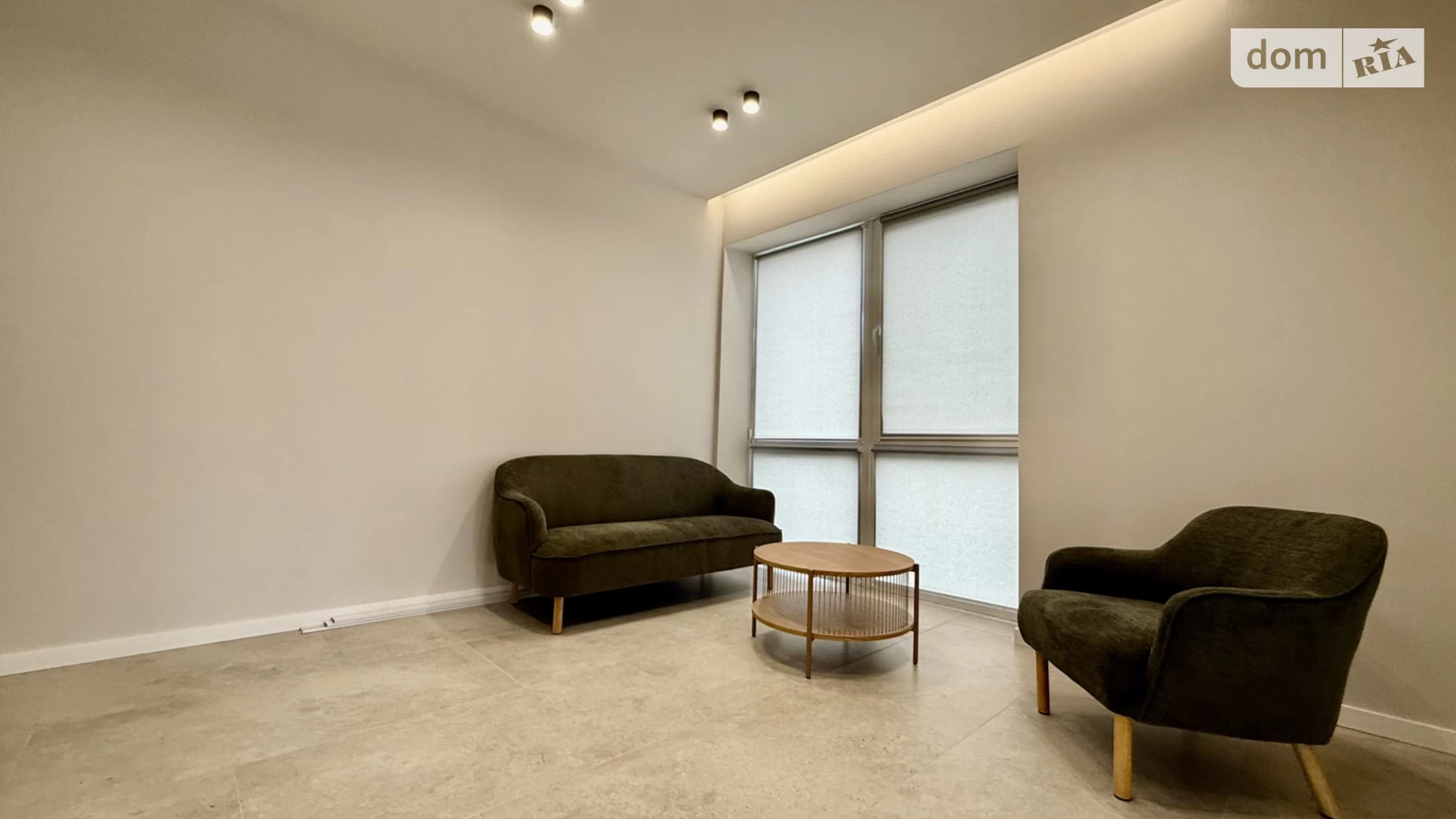 Здається в оренду офіс 38 кв. м в бізнес-центрі, цена: 450 $ - фото 2