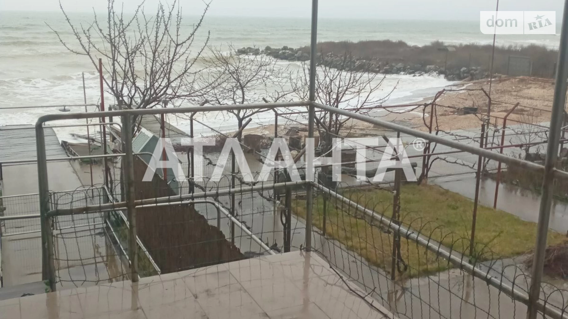 Продается дом на 3 этажа 165 кв. м с балконом, цена: 68000 $ - фото 2
