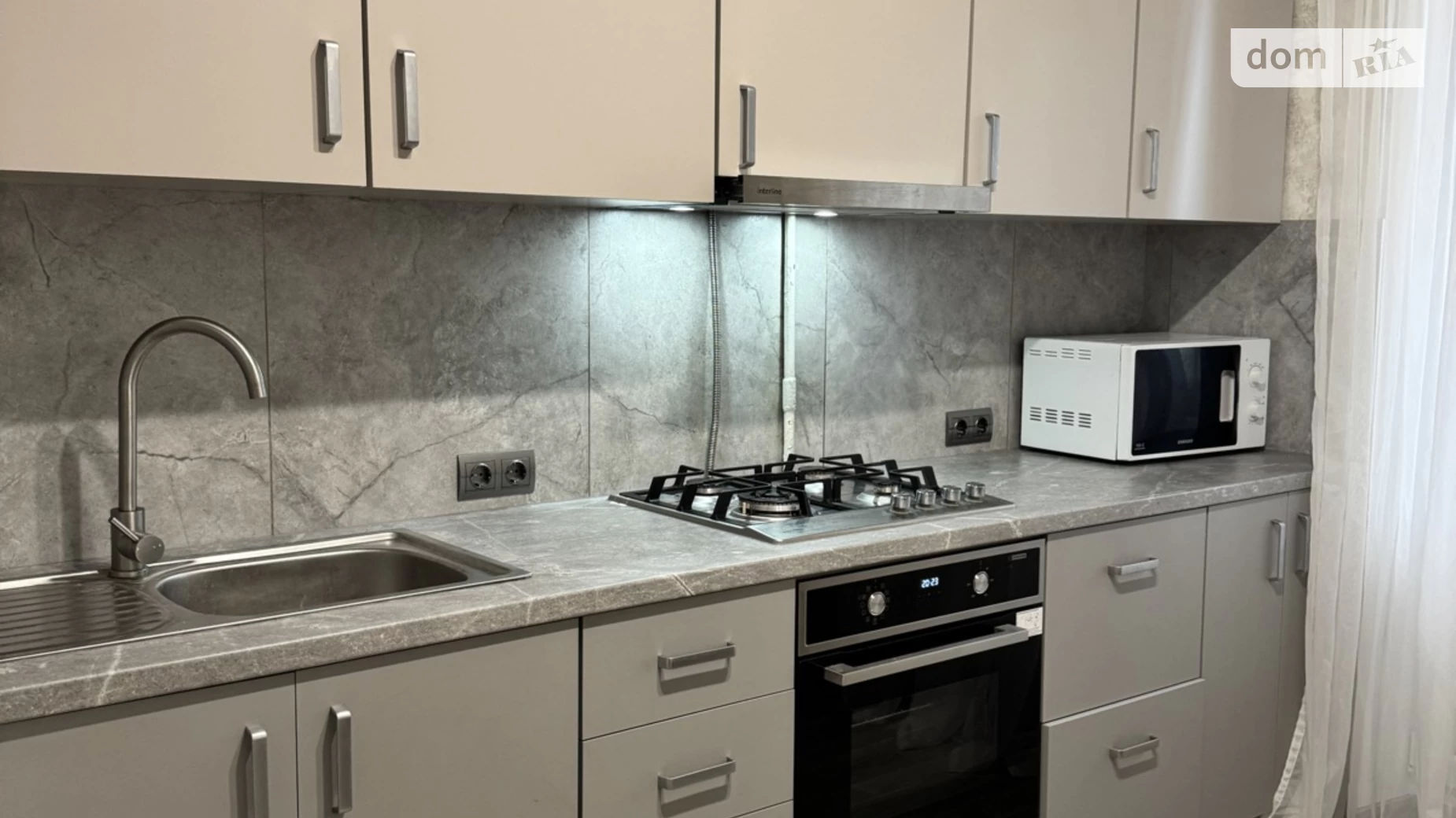 Продается 3-комнатная квартира 62 кв. м в Ровно, ул. Кулика и Гудачека(Макарова), 10 - фото 3