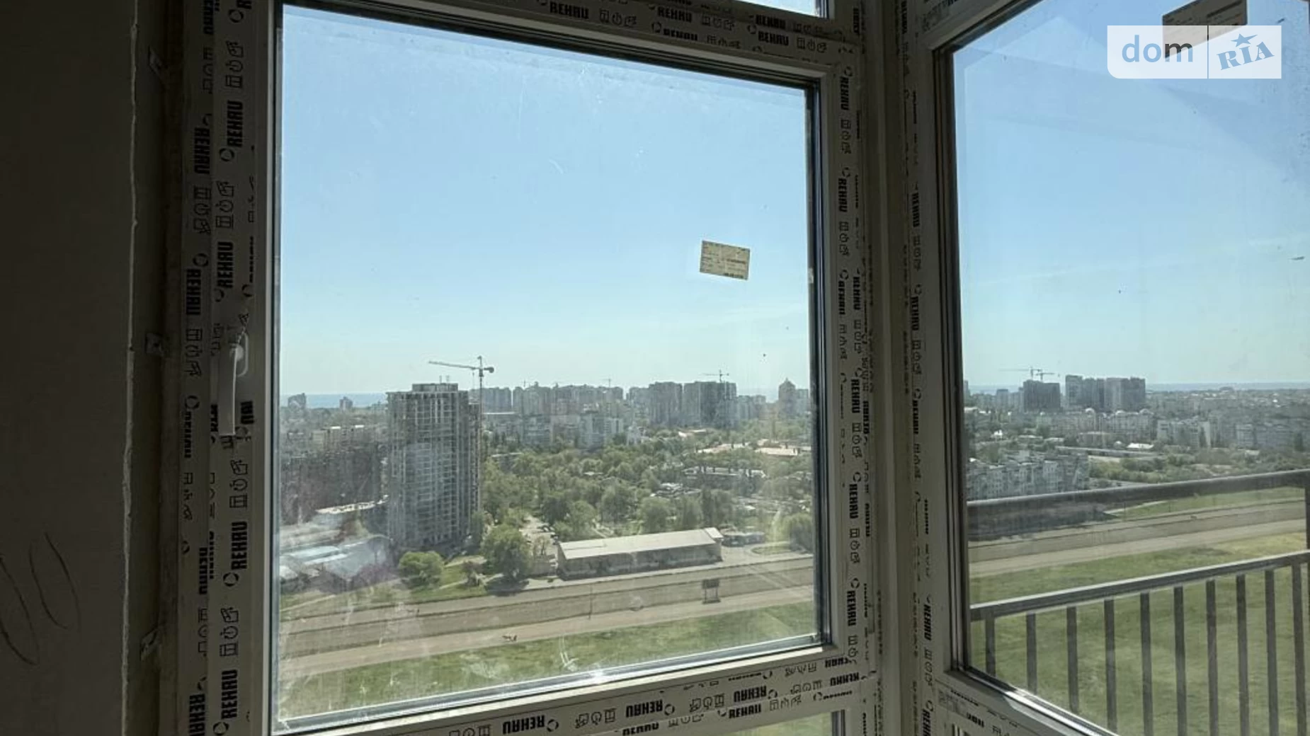Продается 1-комнатная квартира 42 кв. м в Одессе, ул. Краснова, 3 корпус 60 - фото 4