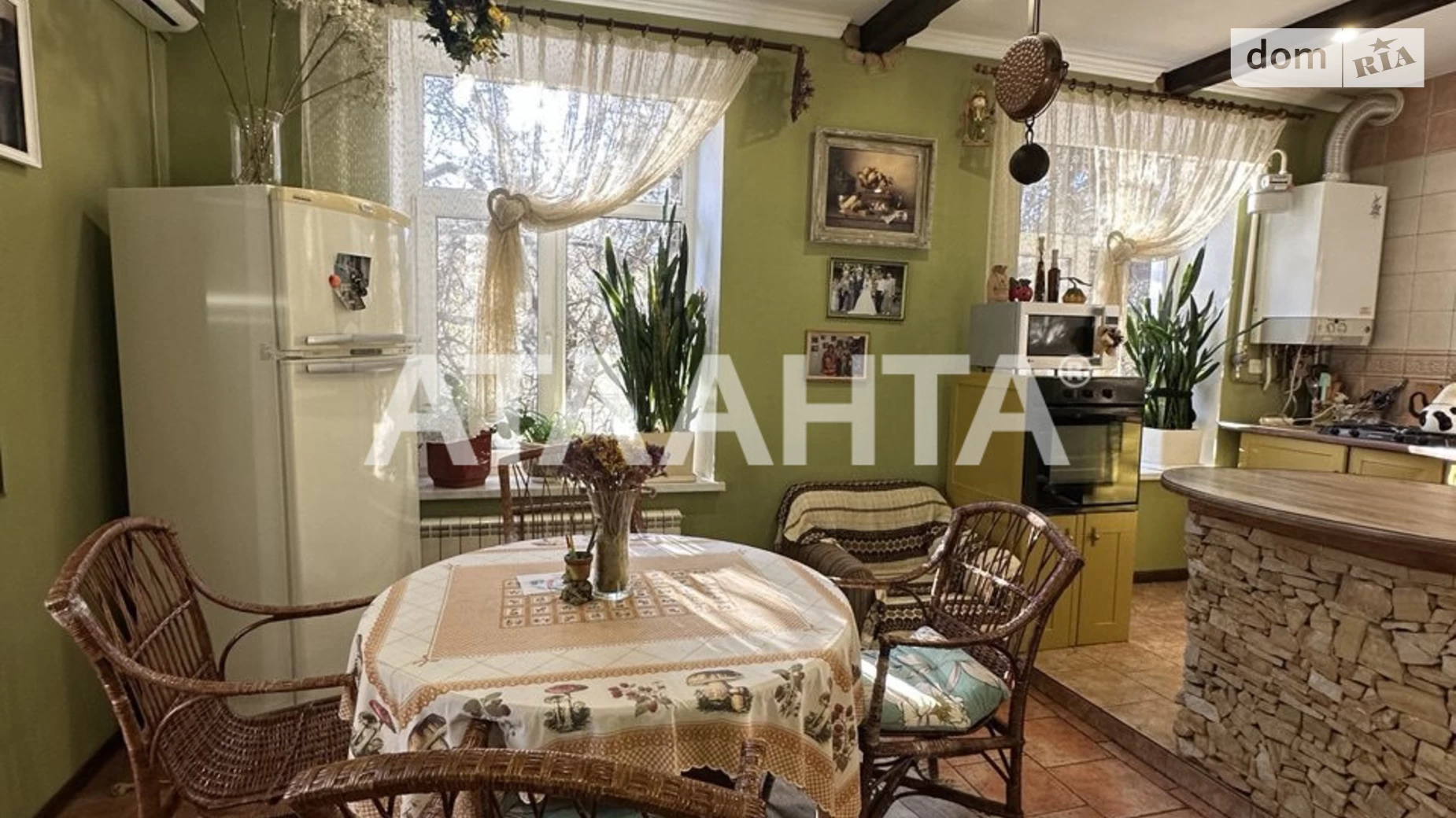 Продается 2-комнатная квартира 75 кв. м в Виннице, ул. Магистратская - фото 2