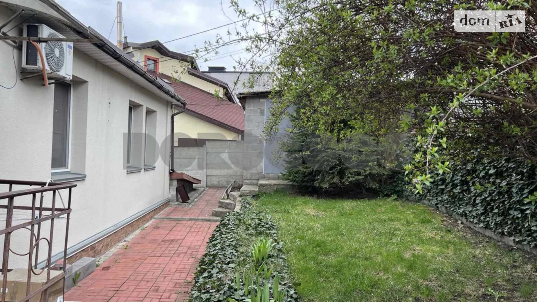 Продается дом на 2 этажа 200.5 кв. м с террасой, цена: 298000 $ - фото 2