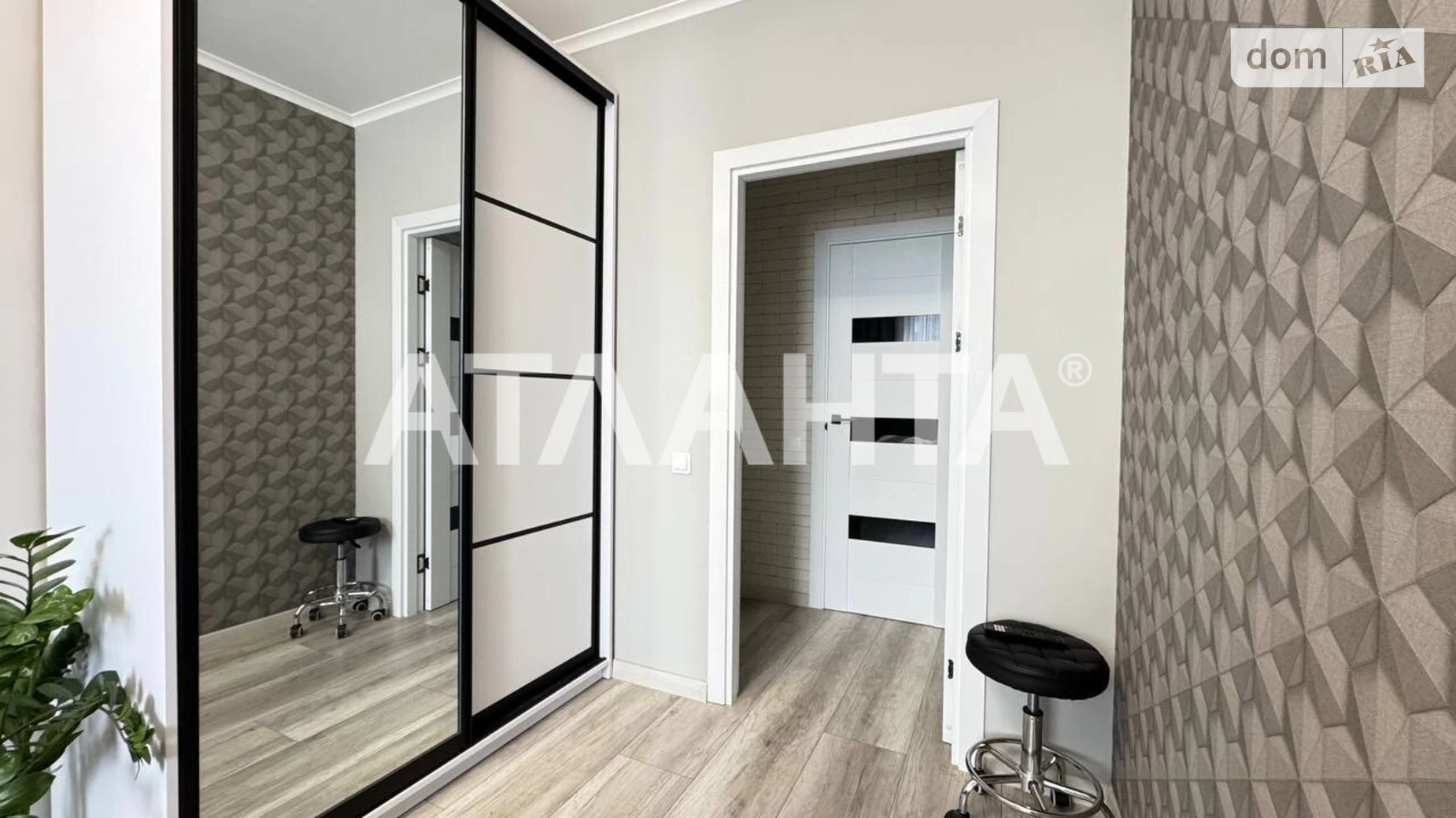 Продається 1-кімнатна квартира 40.22 кв. м у Києві, пров. Балтійський - фото 2