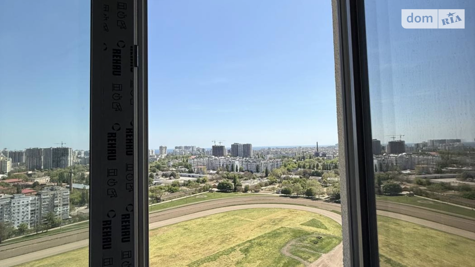 Продається 2-кімнатна квартира 61 кв. м у Одесі, вул. Краснова, 3 корпус 66 - фото 3