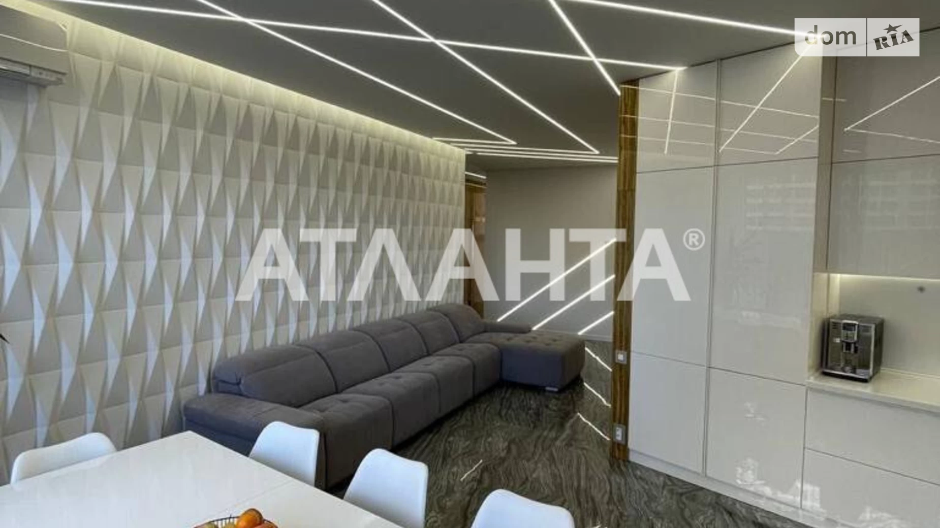 Продається 3-кімнатна квартира 120 кв. м у Одесі, вул. Літературна, 1А - фото 2