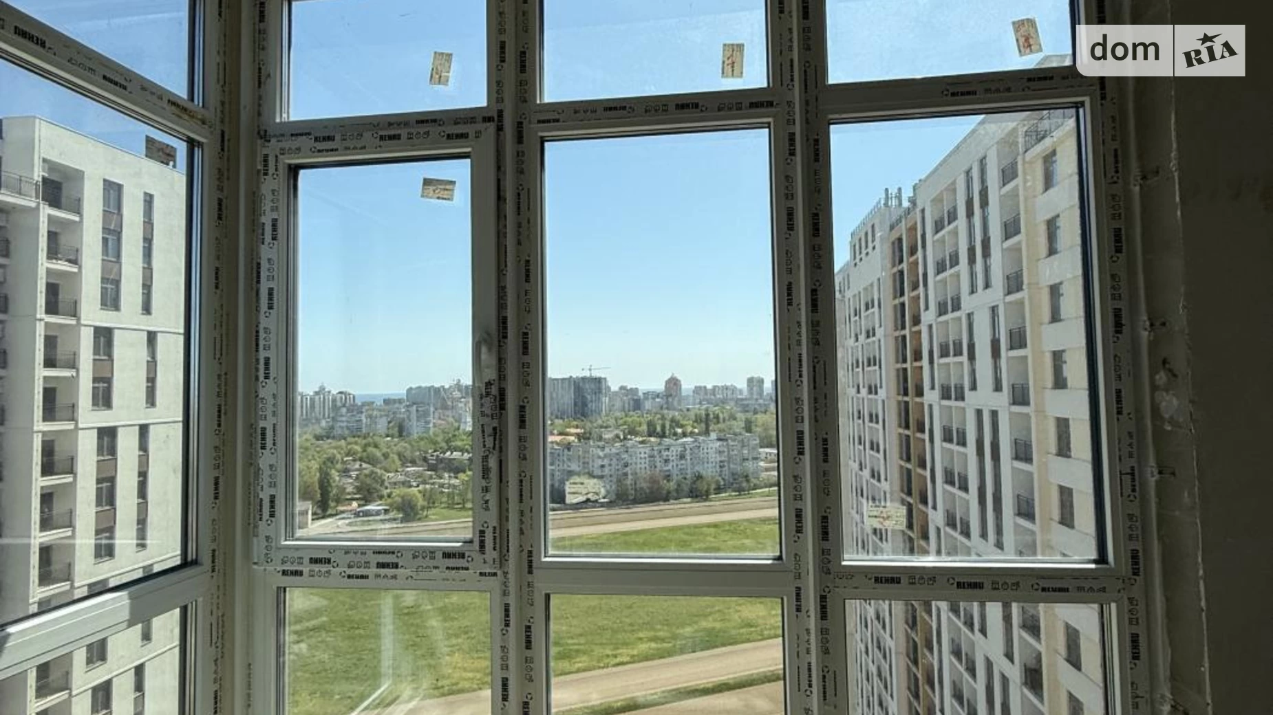 Продається 2-кімнатна квартира 60 кв. м у Одесі, вул. Краснова, 3 корпус 65 - фото 2