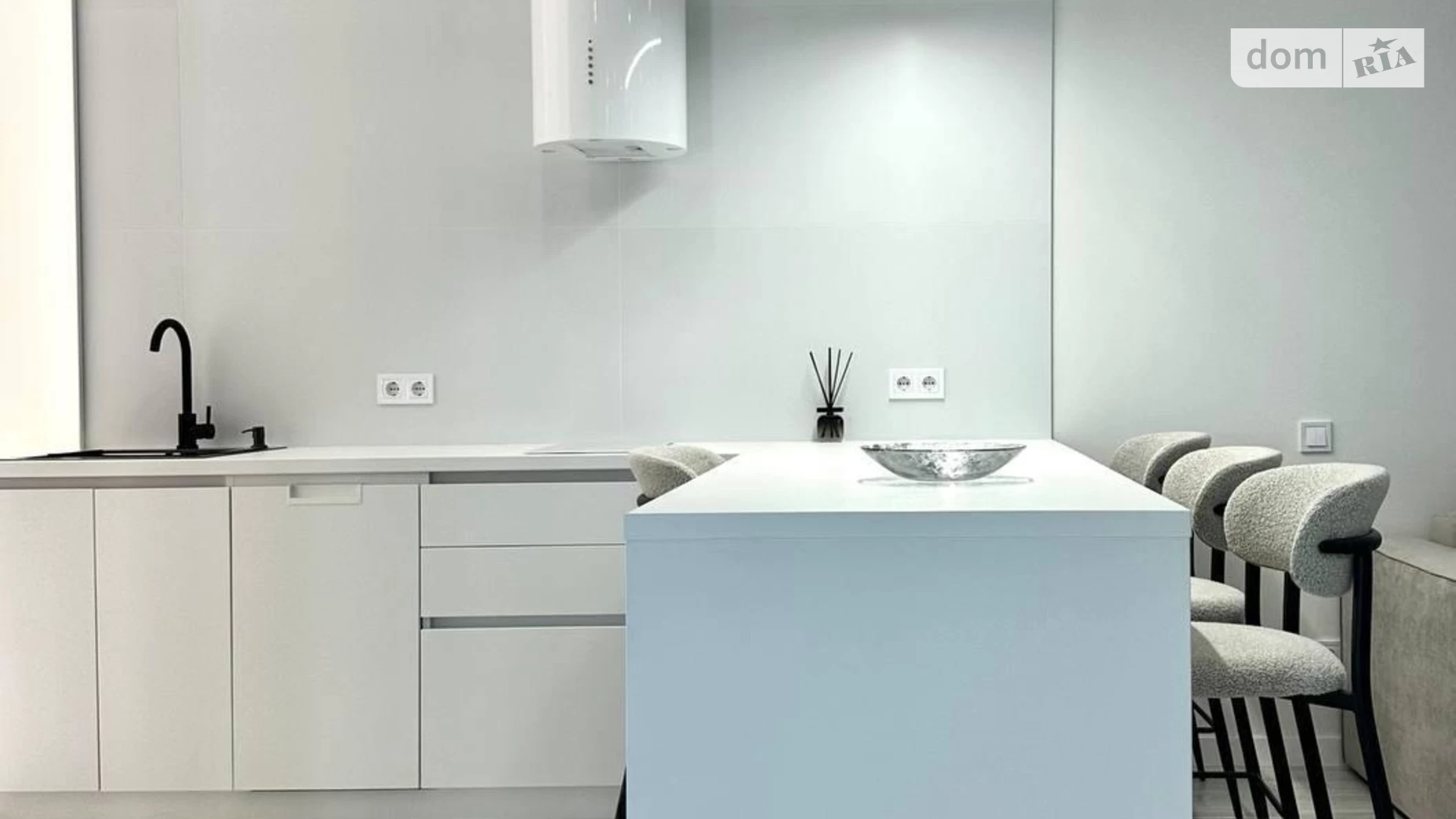Сдается в аренду 2-комнатная квартира 87 кв. м в Киеве, цена: 2500 $ - фото 2