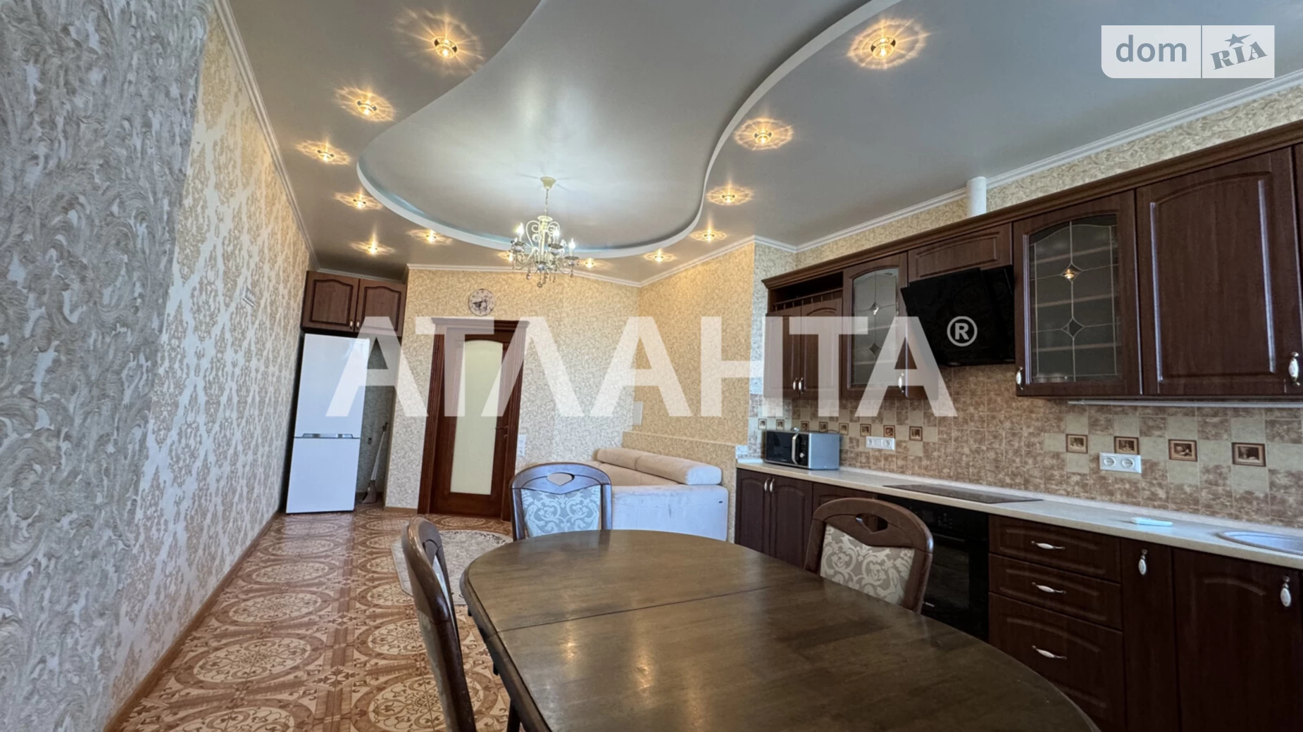 Продається 1-кімнатна квартира 71 кв. м у Одесі, вул. Академіка Корольова, 5/4 - фото 3