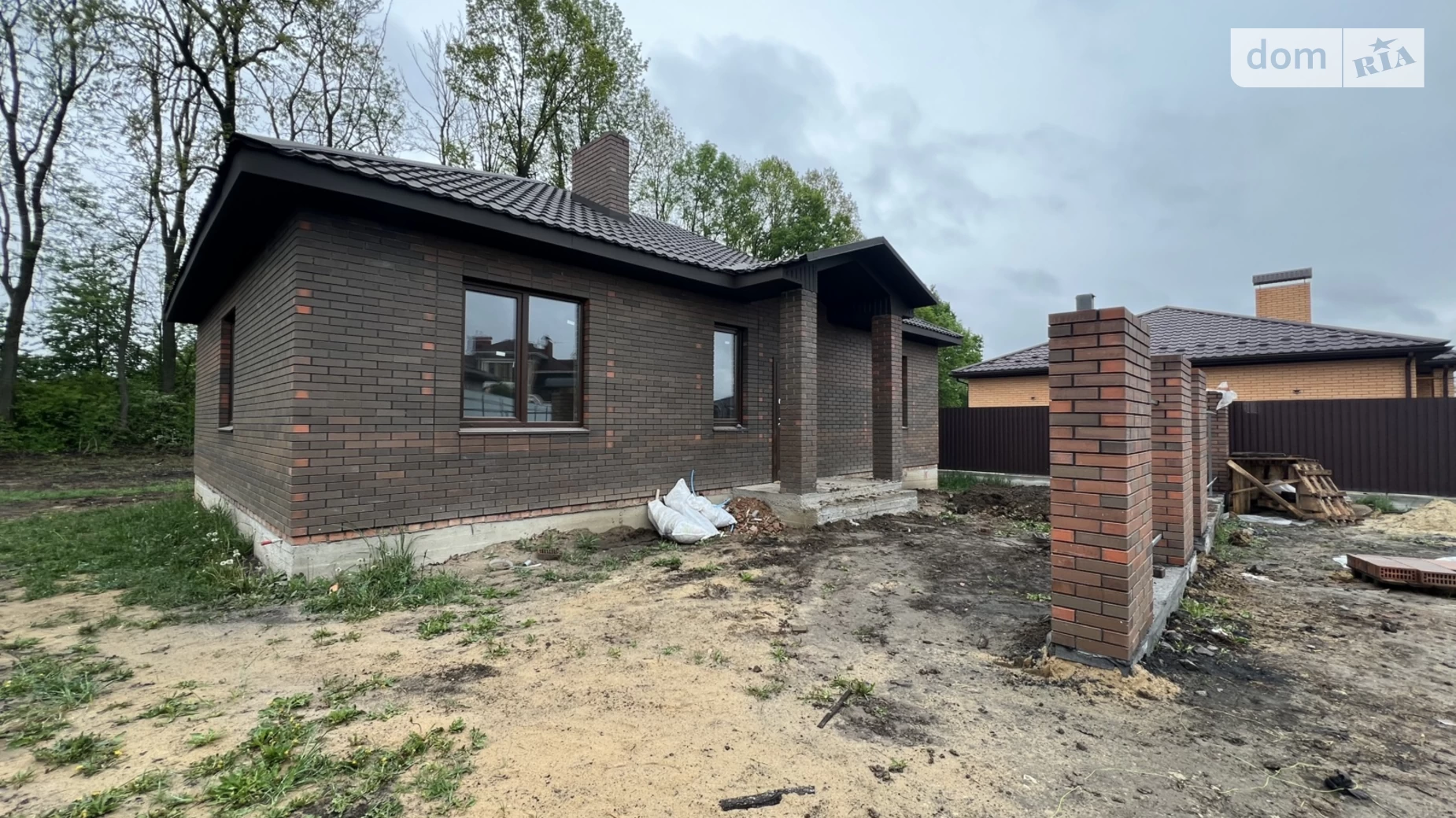 Продается одноэтажный дом 102 кв. м с камином, цена: 87999 $ - фото 2
