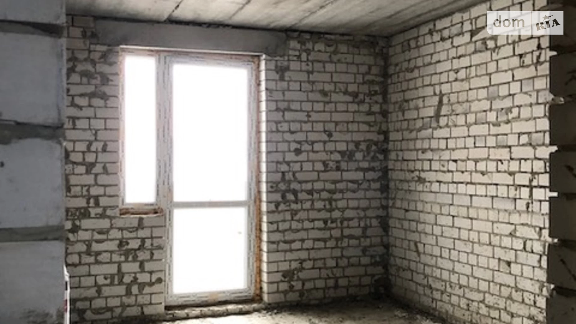 Продается 1-комнатная квартира 38 кв. м в Харькове, ул. Академика Барабашова, 14Б - фото 2