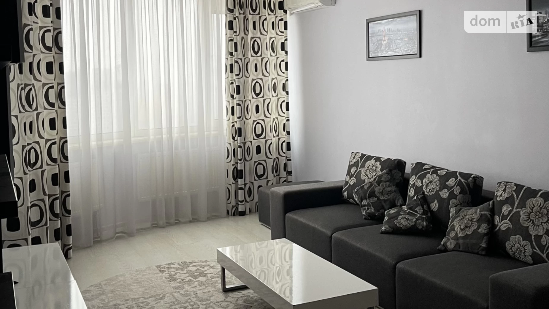 Продается 1-комнатная квартира 70.8 кв. м в Киеве, Харьковское шоссе, 19А - фото 2