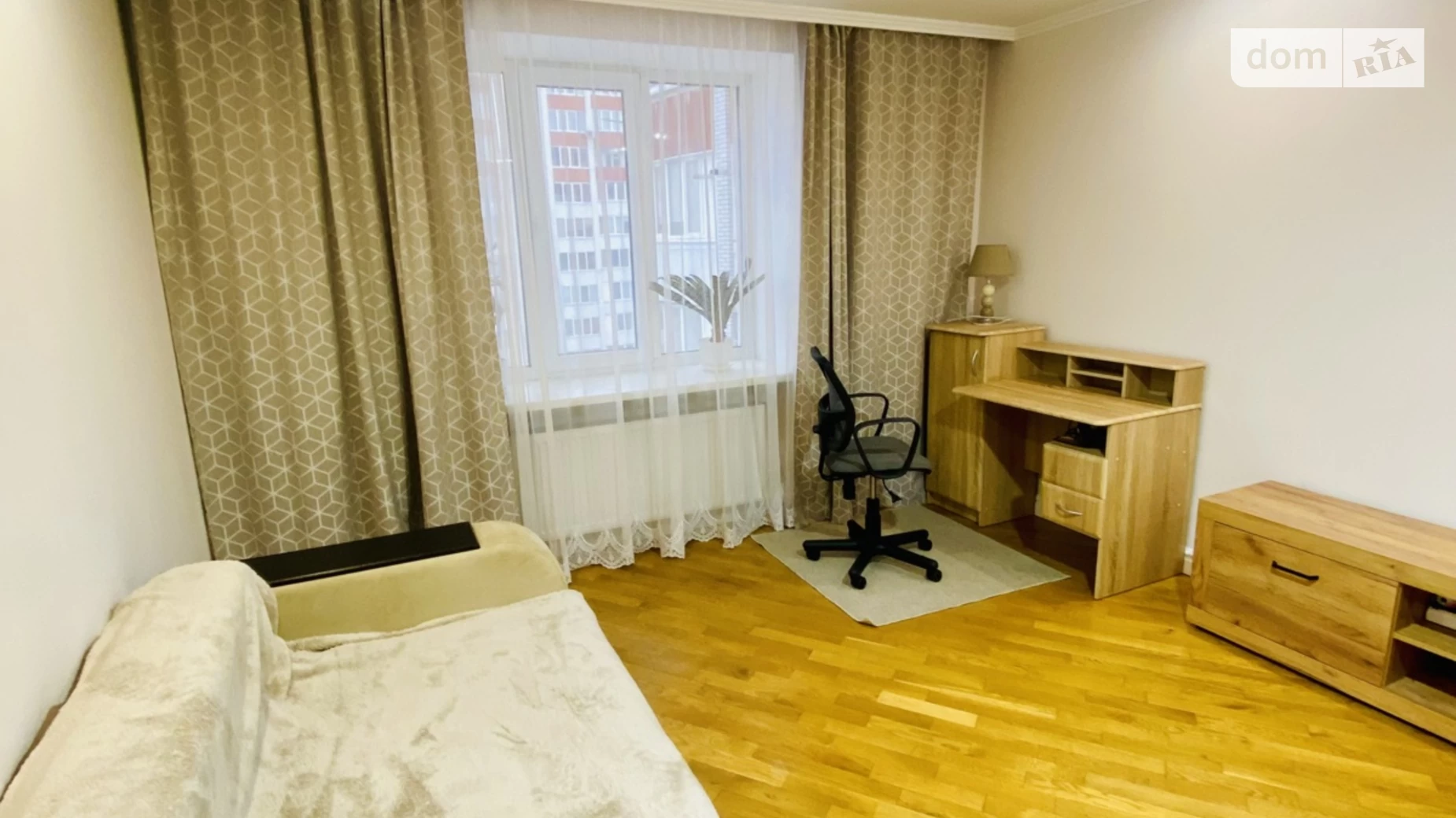 2-комнатная квартира 70 кв. м в Тернополе, ул. Троллейбусная - фото 17