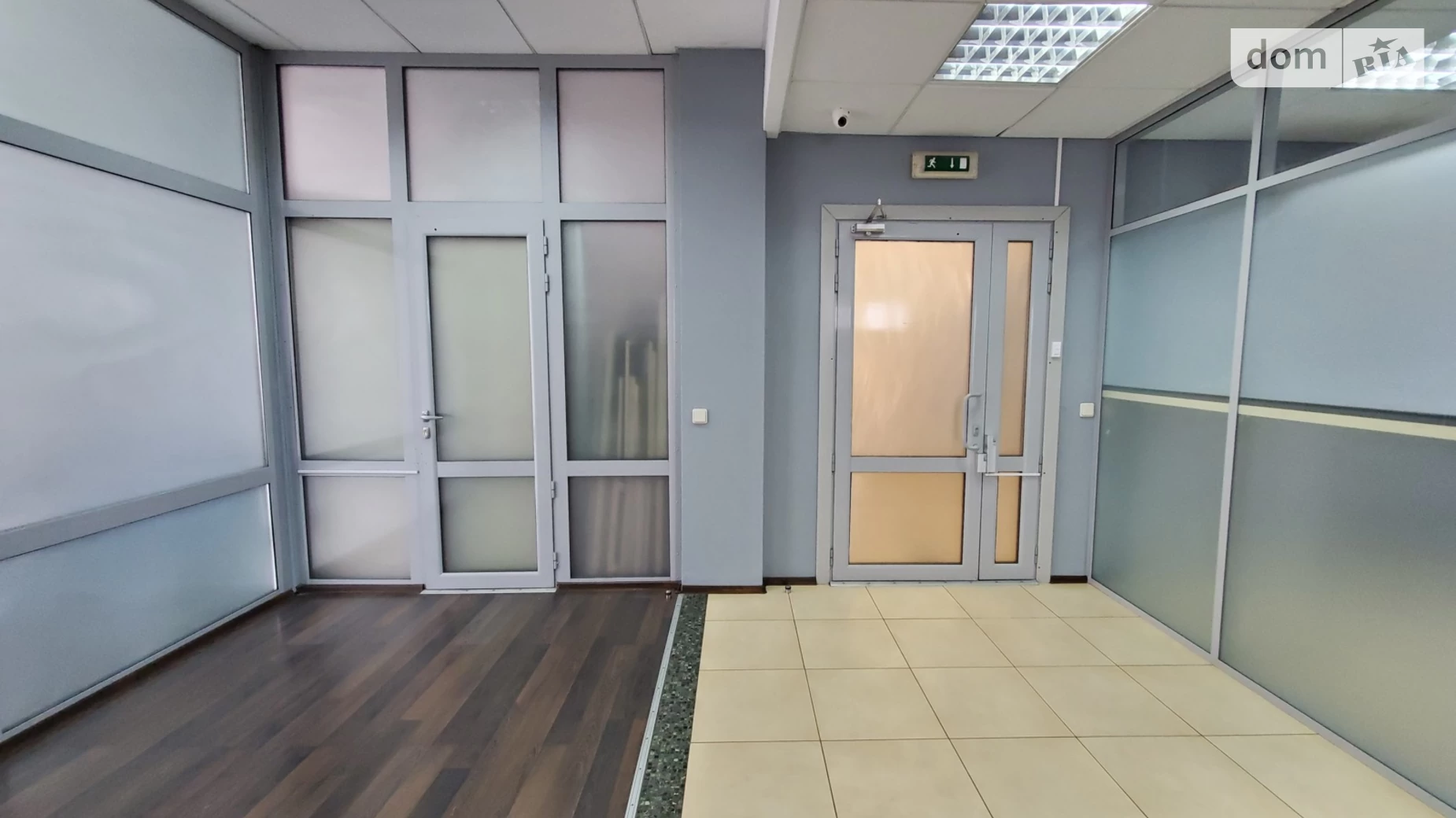 Сдается в аренду офис 220 кв. м в бизнес-центре, цена: 106700 грн - фото 5