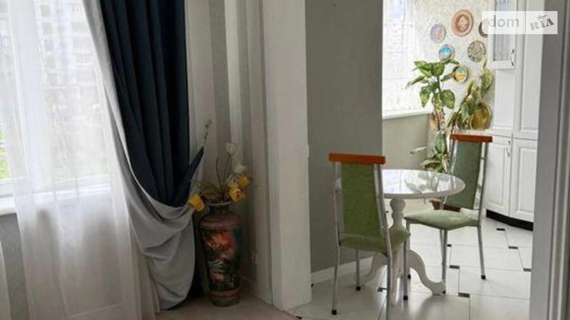 Продається 3-кімнатна квартира 70.7 кв. м у Києві, цена: 123500 $ - фото 2