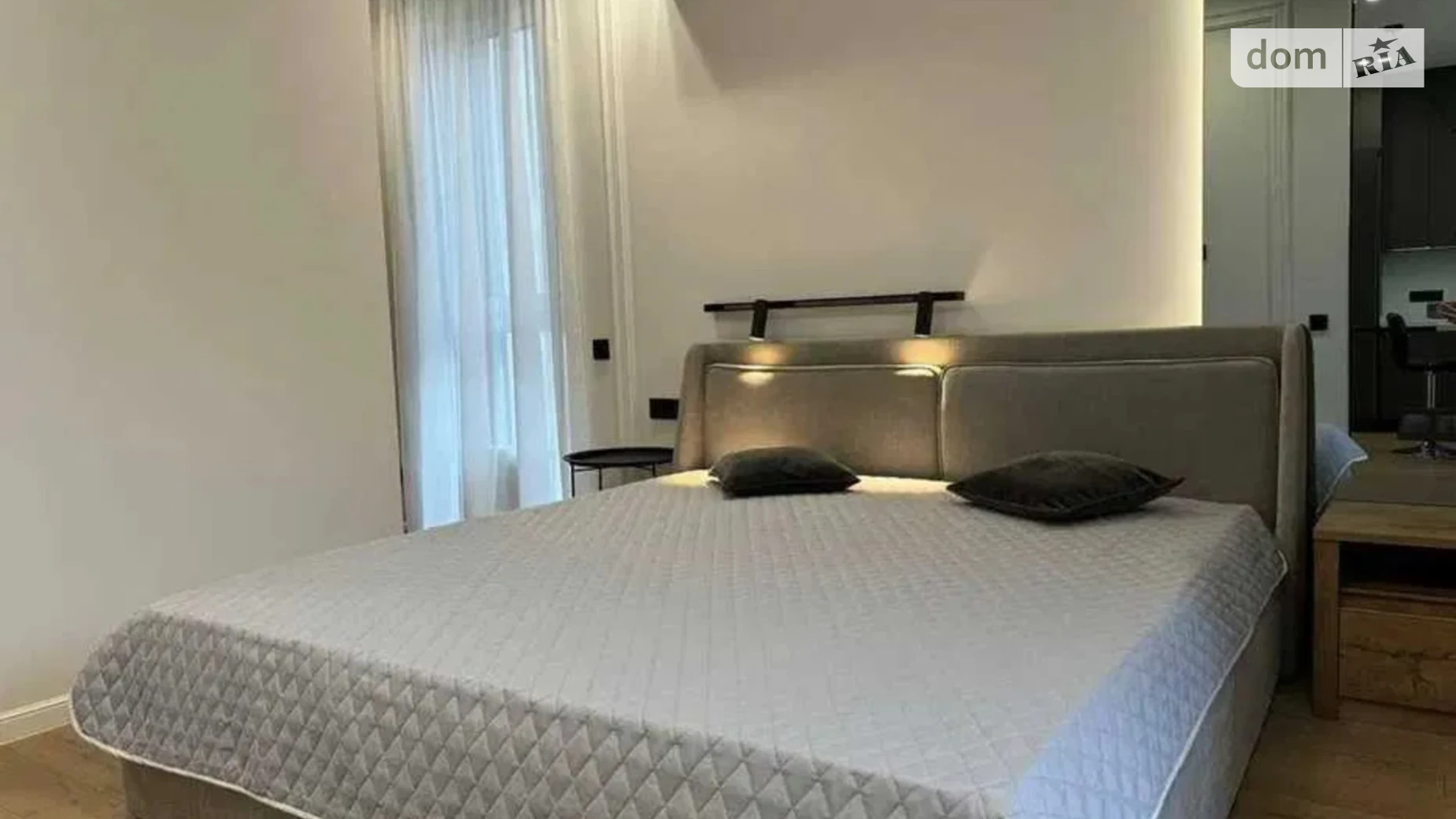 Продается 3-комнатная квартира 80 кв. м в Киеве, ул. Предславинская - фото 2