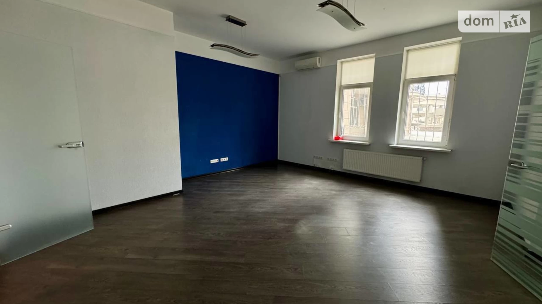 Сдается в аренду офис 187.5 кв. м в бизнес-центре, цена: 1300 $ - фото 3