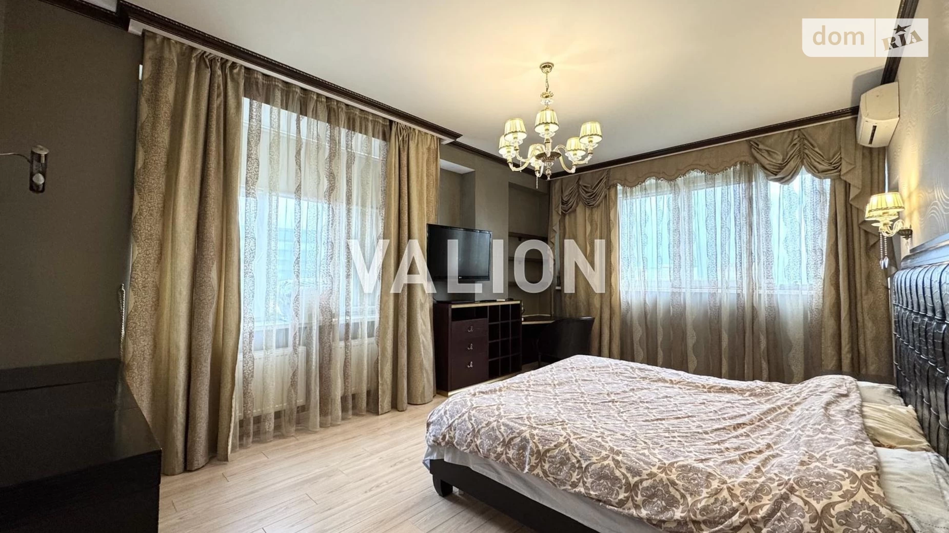 Продается 3-комнатная квартира 130.7 кв. м в Киеве, ул. Соломенская, 15А - фото 4