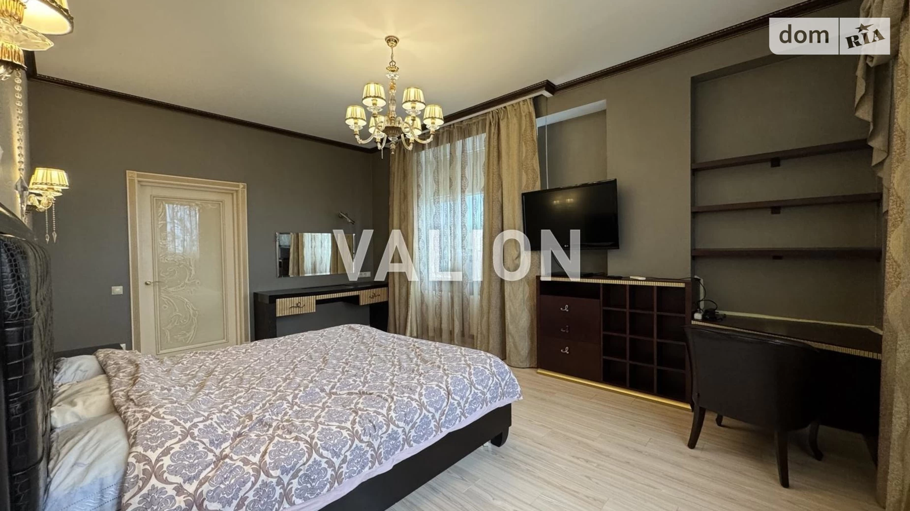 Продается 3-комнатная квартира 130.7 кв. м в Киеве, ул. Соломенская, 15А - фото 3