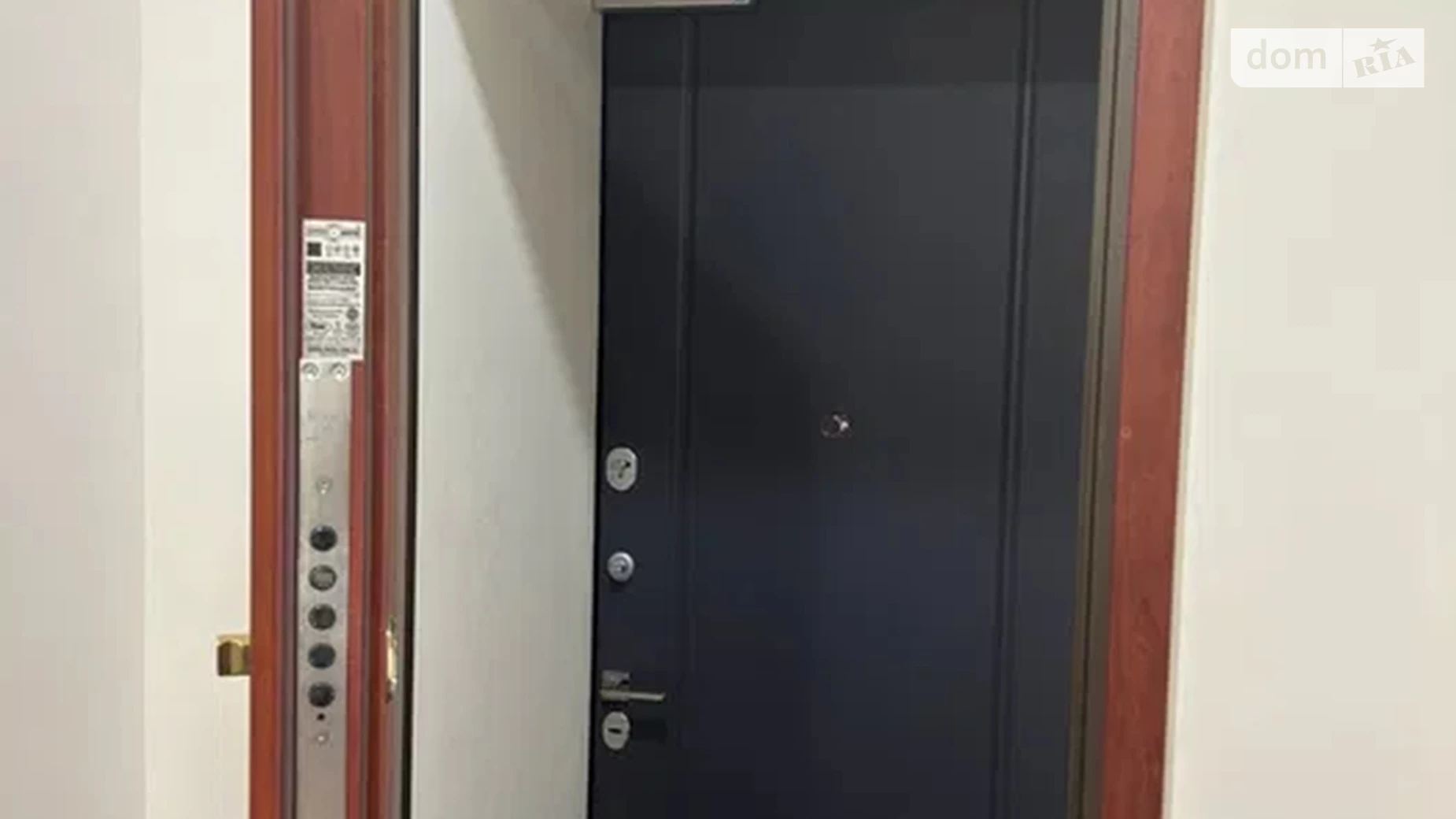 Продается офис 218.8 кв. м в бизнес-центре, цена: 630000 $ - фото 5