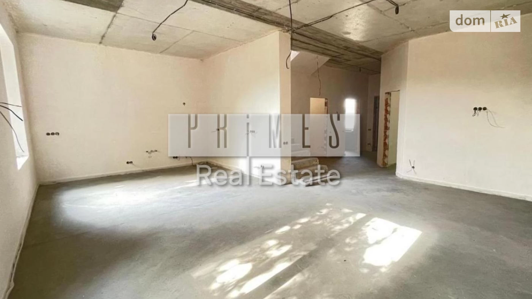 Продается дом на 2 этажа 169 кв. м с гаражом, цена: 260000 $ - фото 2