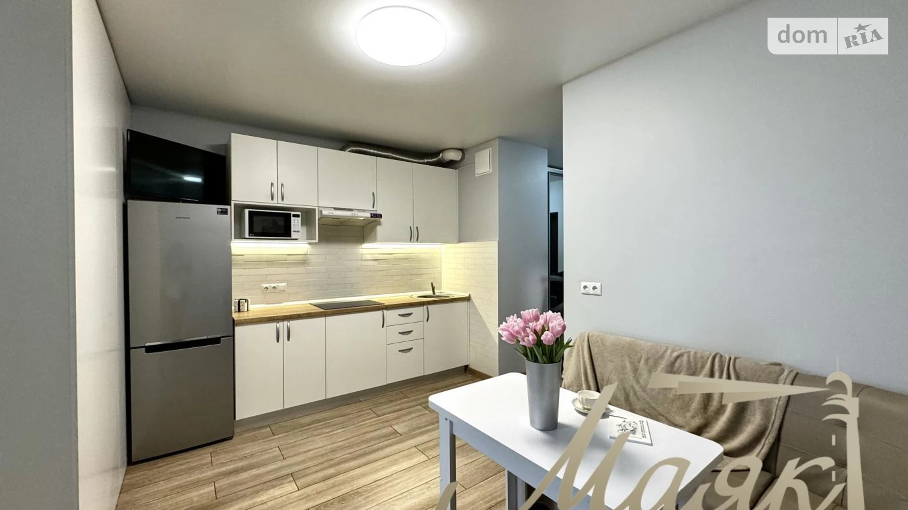 Продается 1-комнатная квартира 36.4 кв. м в Киеве, ул. Предславинская, 55А - фото 2