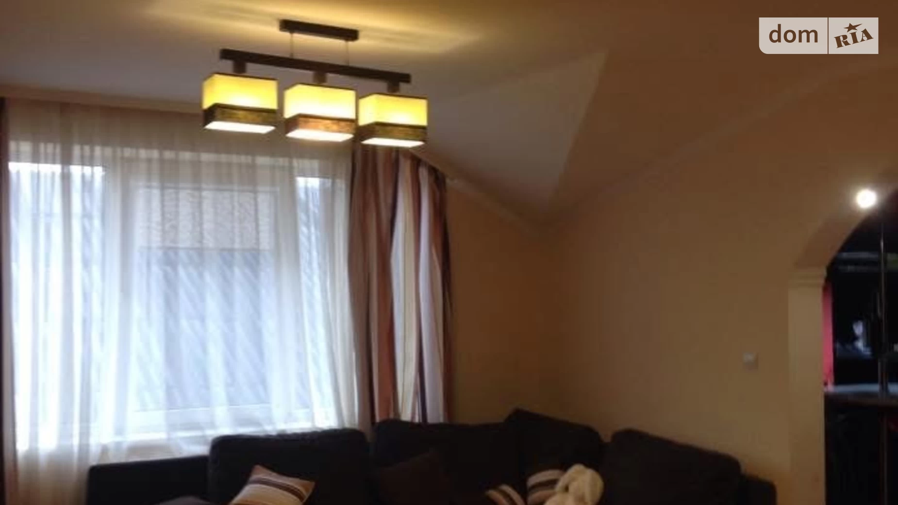 Продається 3-кімнатна квартира 108 кв. м у Ужгороді, вул. Берчені, 32 - фото 2