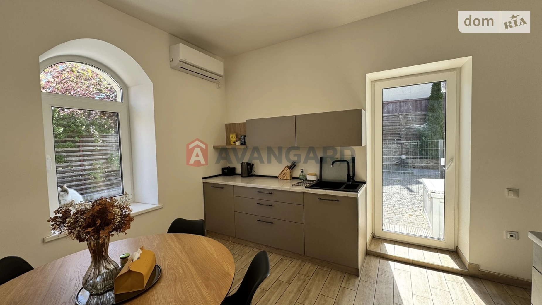 Продается 2-комнатная квартира 72 кв. м в Днепре, ул. Кишиневская, 4 - фото 4