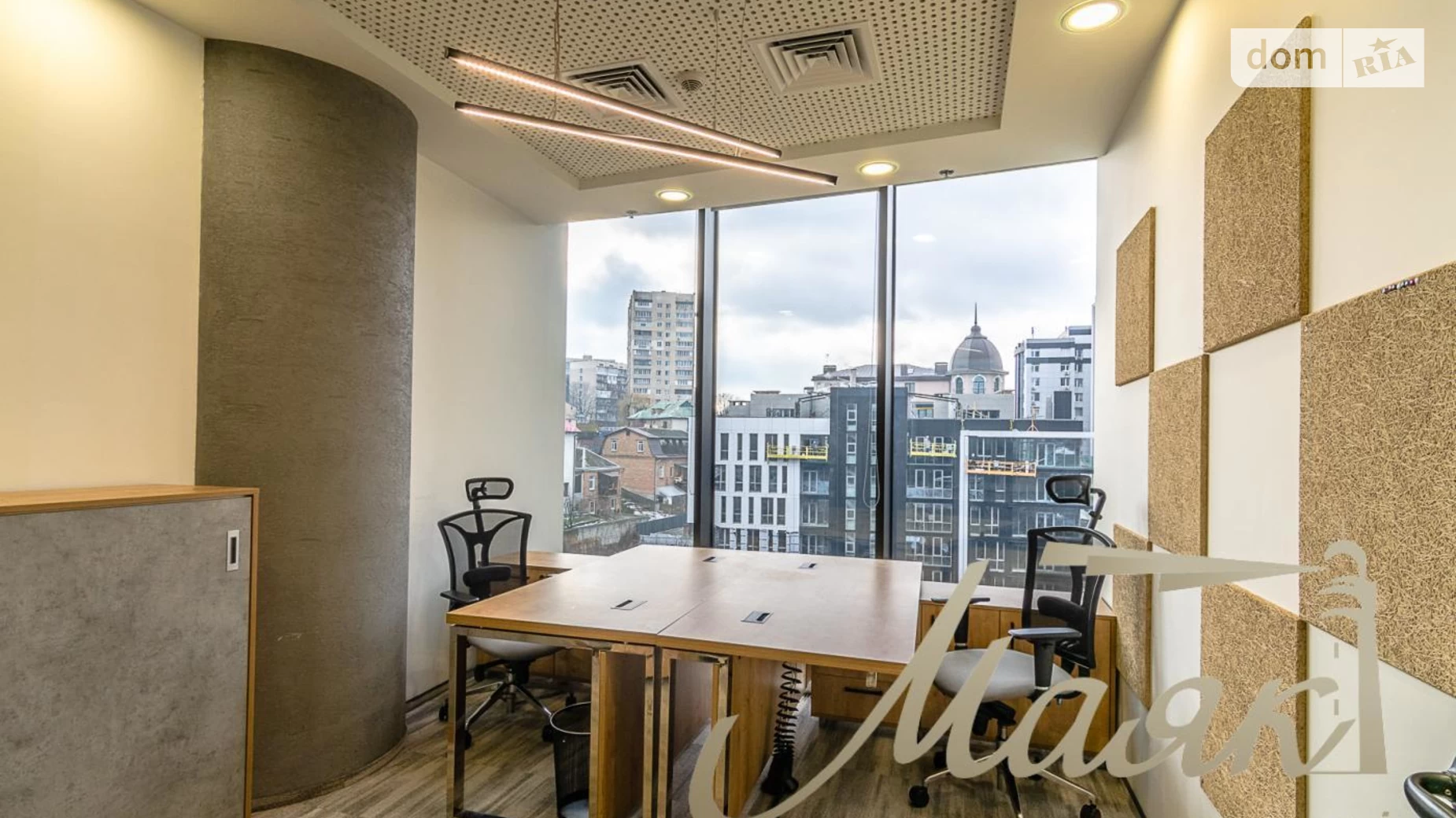 Сдается в аренду офис 213 кв. м в бизнес-центре, цена: 10250 $ - фото 2