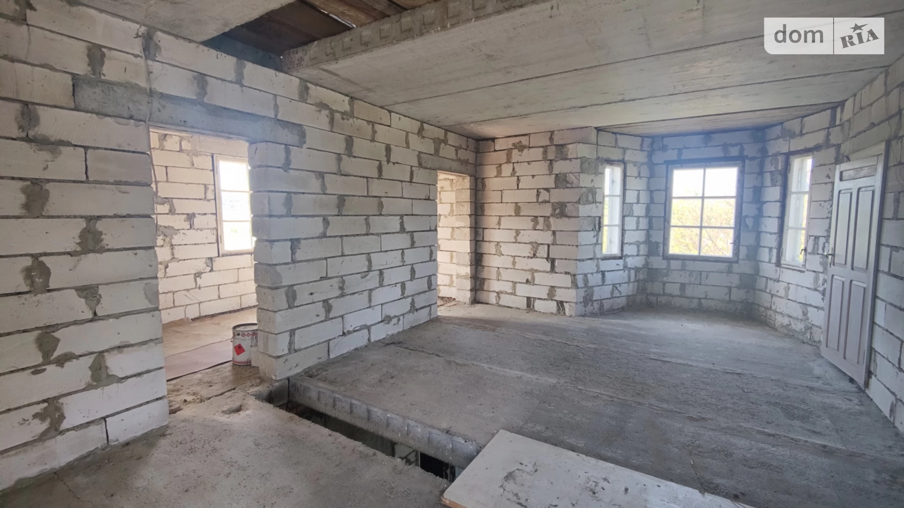 Продается дом на 2 этажа 252 кв. м с верандой, цена: 63000 $ - фото 3