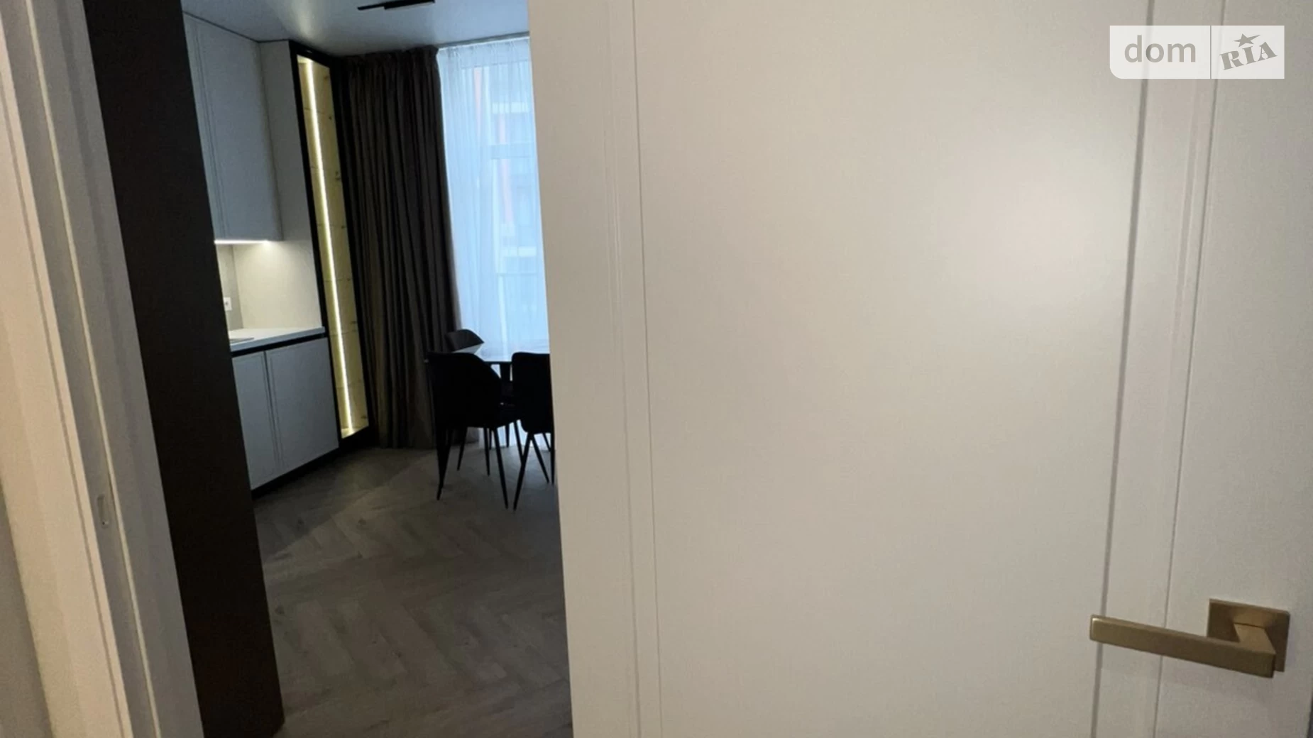 Продается 1-комнатная квартира 41 кв. м в Ужгороде, ул. Николая Бобяка, 1Б - фото 4
