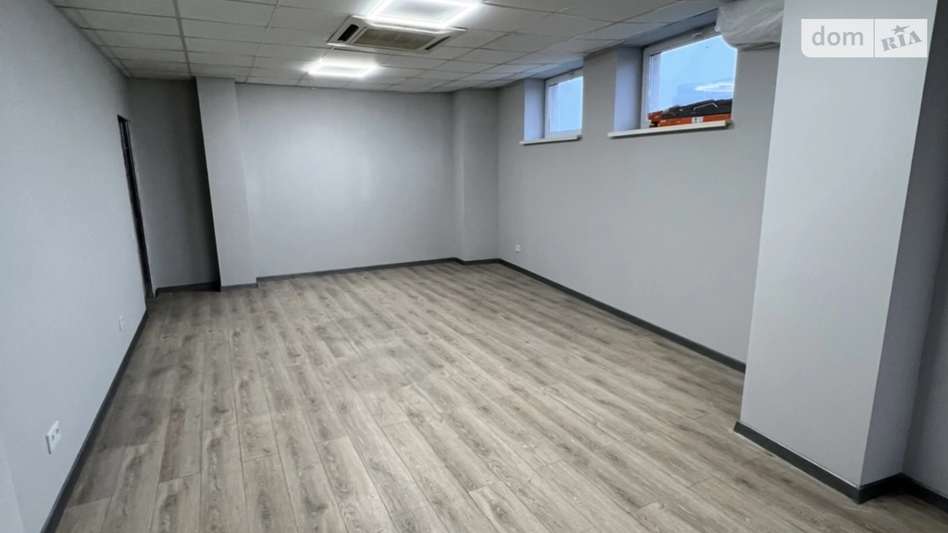 Сдается в аренду офис 40 кв. м в бизнес-центре, цена: 15000 грн - фото 3
