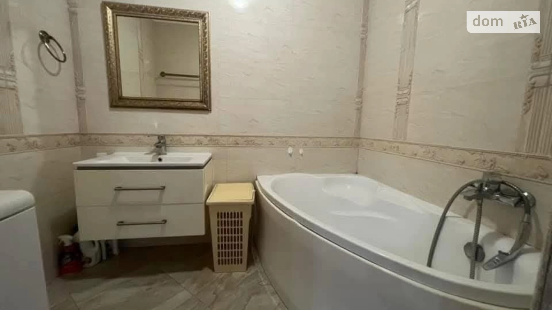 2-кімнатна квартира 60 кв. м у Тернополі, вул. Будного Степана, 20Б - фото 5