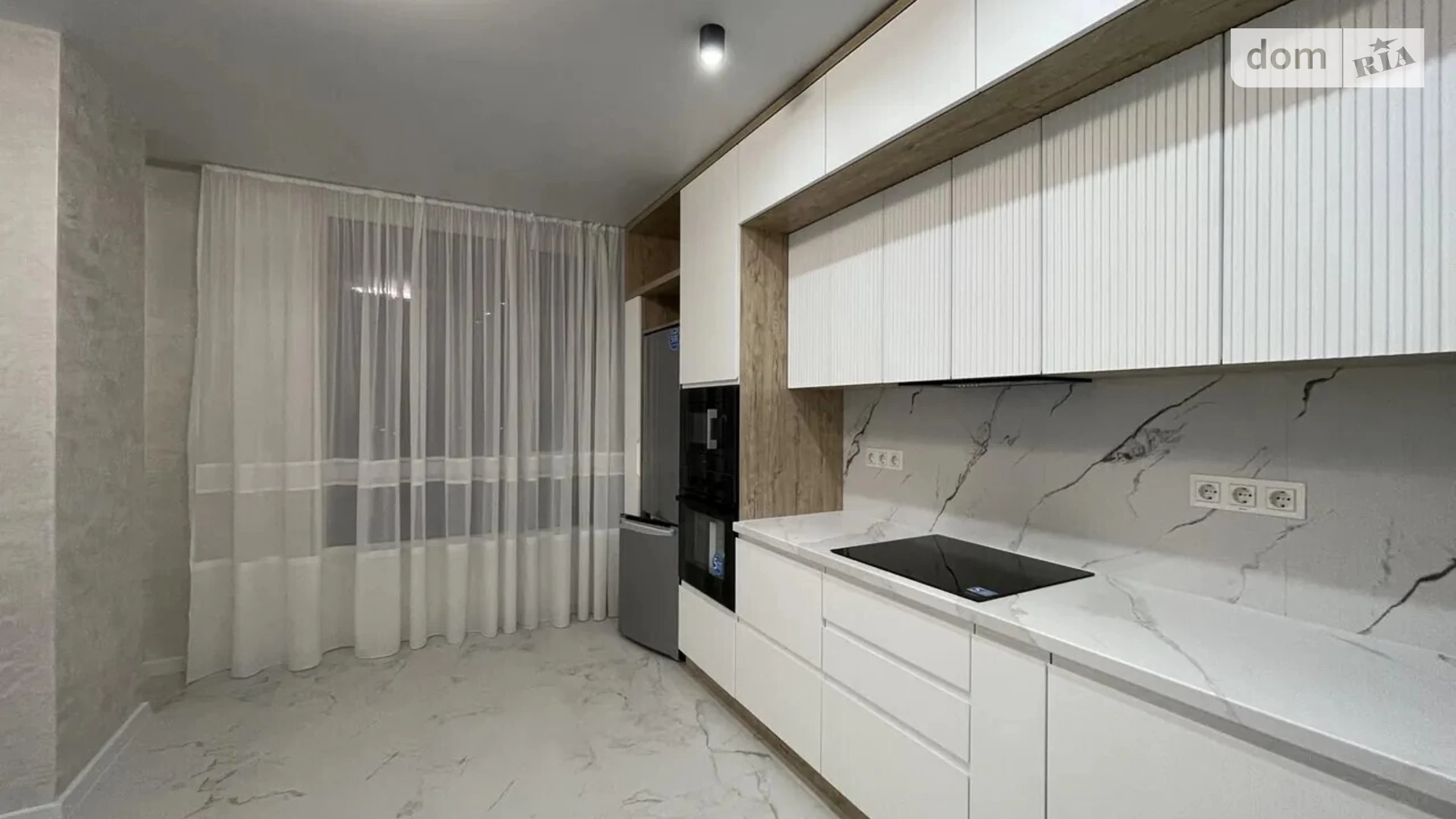 Продается 1-комнатная квартира 44 кв. м в Ивано-Франковске, цена: 59990 $ - фото 3