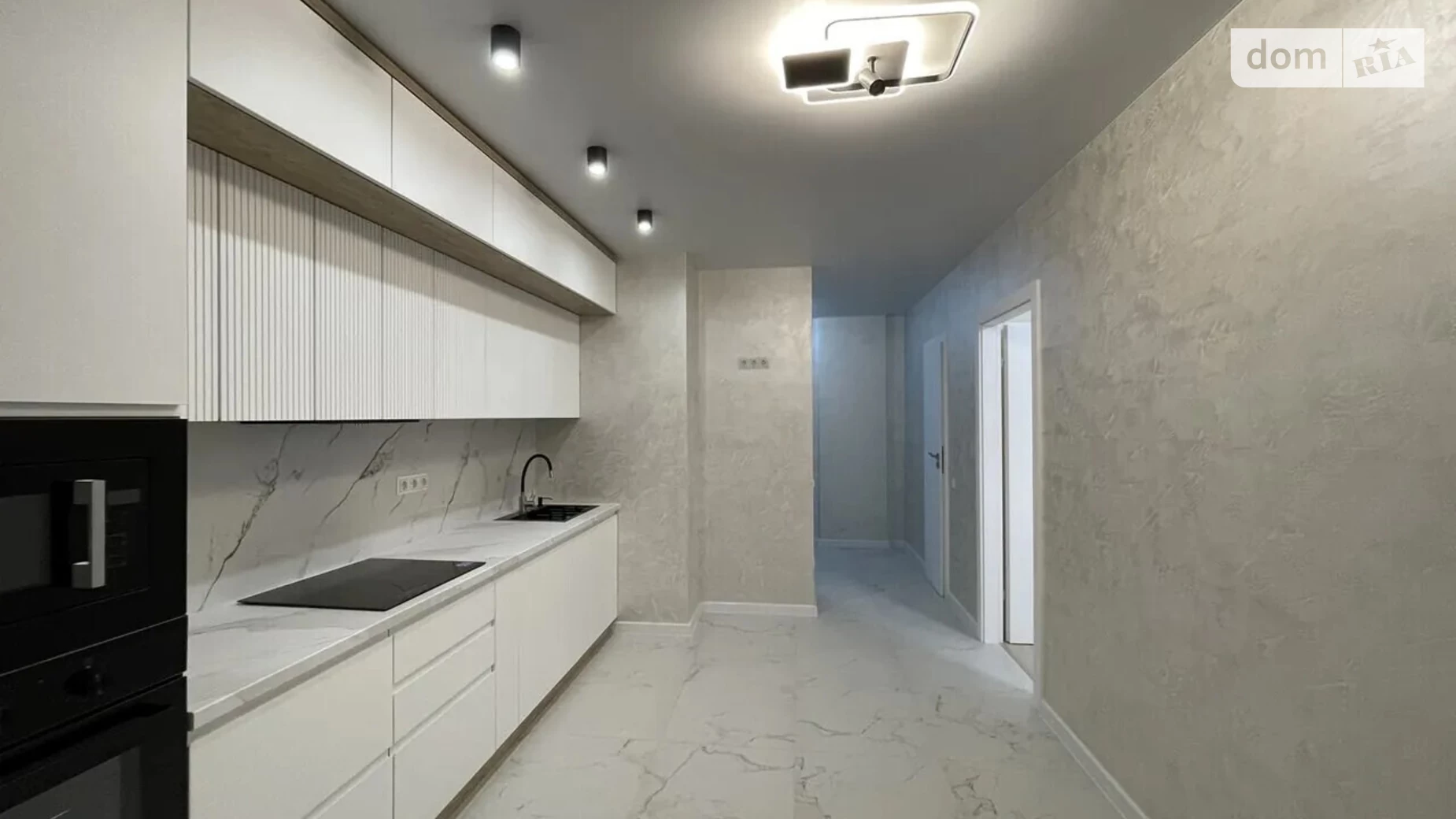 Продается 1-комнатная квартира 44 кв. м в Ивано-Франковске, цена: 59990 $ - фото 4