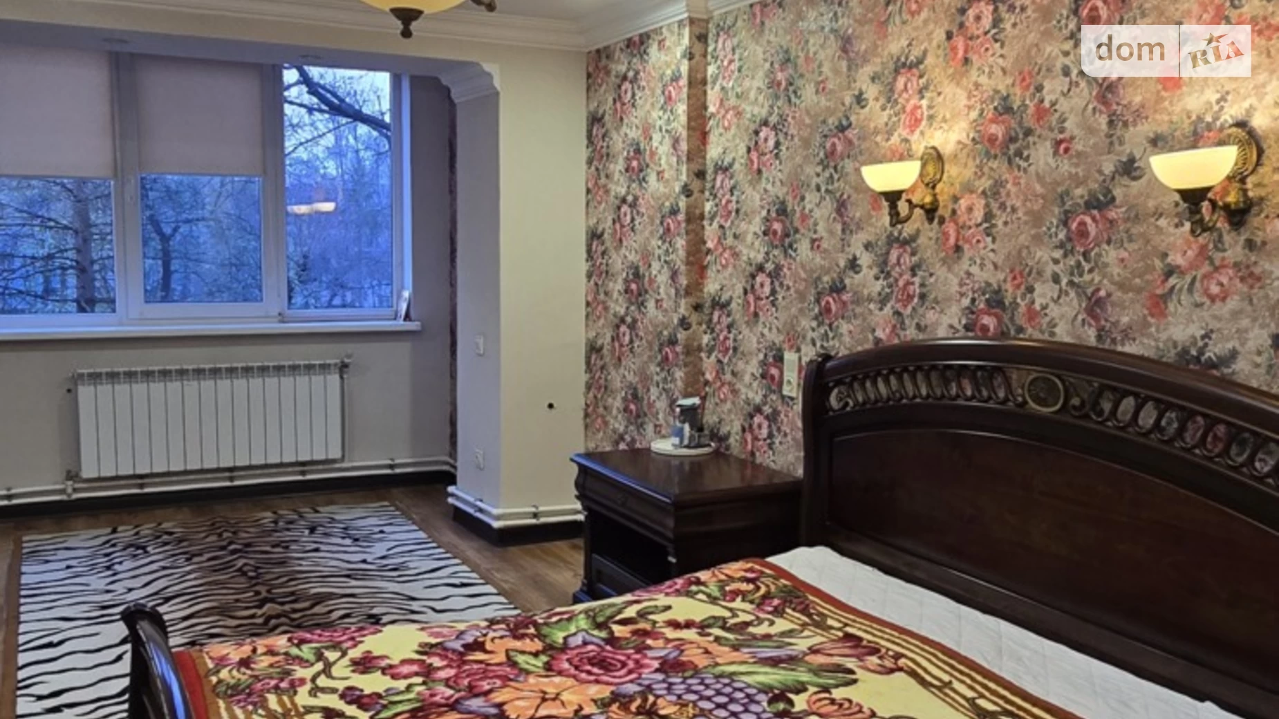 Продается 4-комнатная квартира 96 кв. м в Черновцах, ул. Сергея Скальда(Комарова Владимира), 23 - фото 2