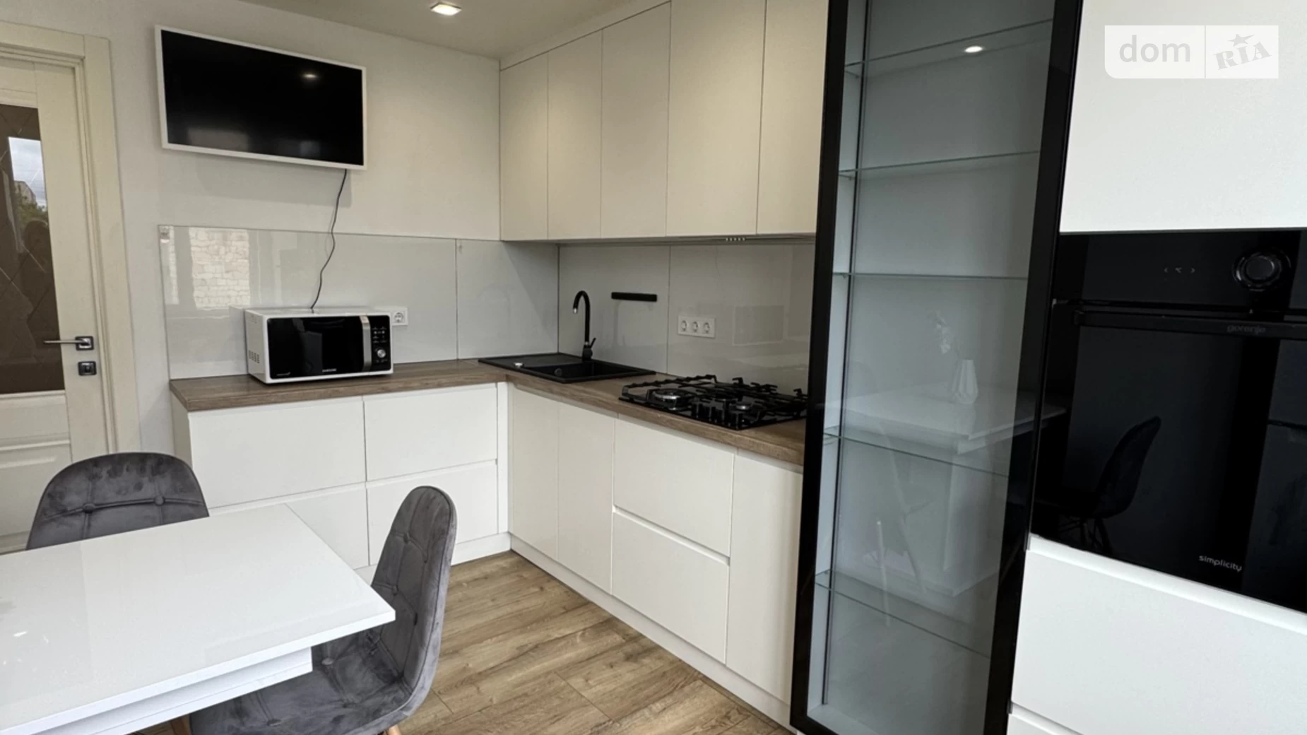 Сдается в аренду 2-комнатная квартира 60 кв. м в, цена: 400 $ - фото 3