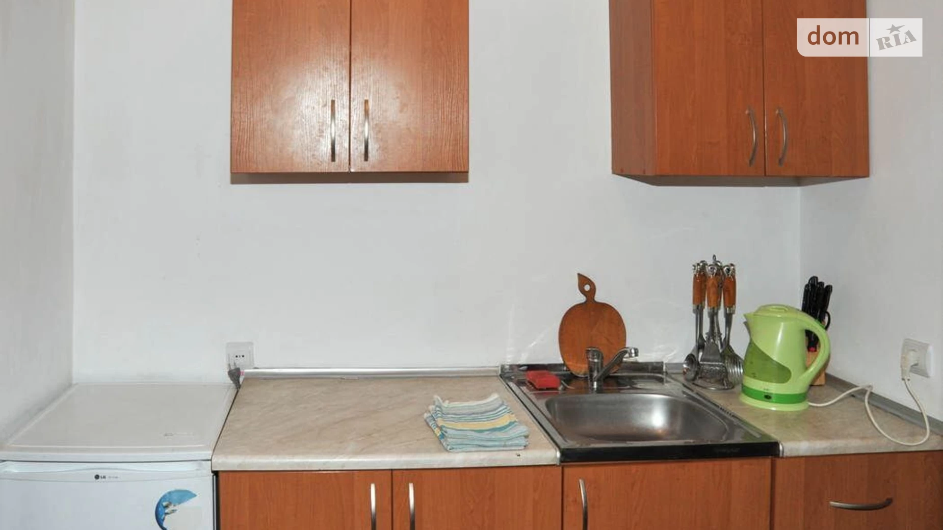 Продается дом на 2 этажа 352 кв. м с подвалом, цена: 704200 $ - фото 5
