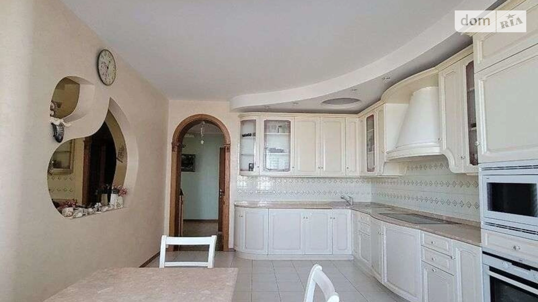 Продается 3-комнатная квартира 116.6 кв. м в Киеве, ул. Клиническая - фото 2