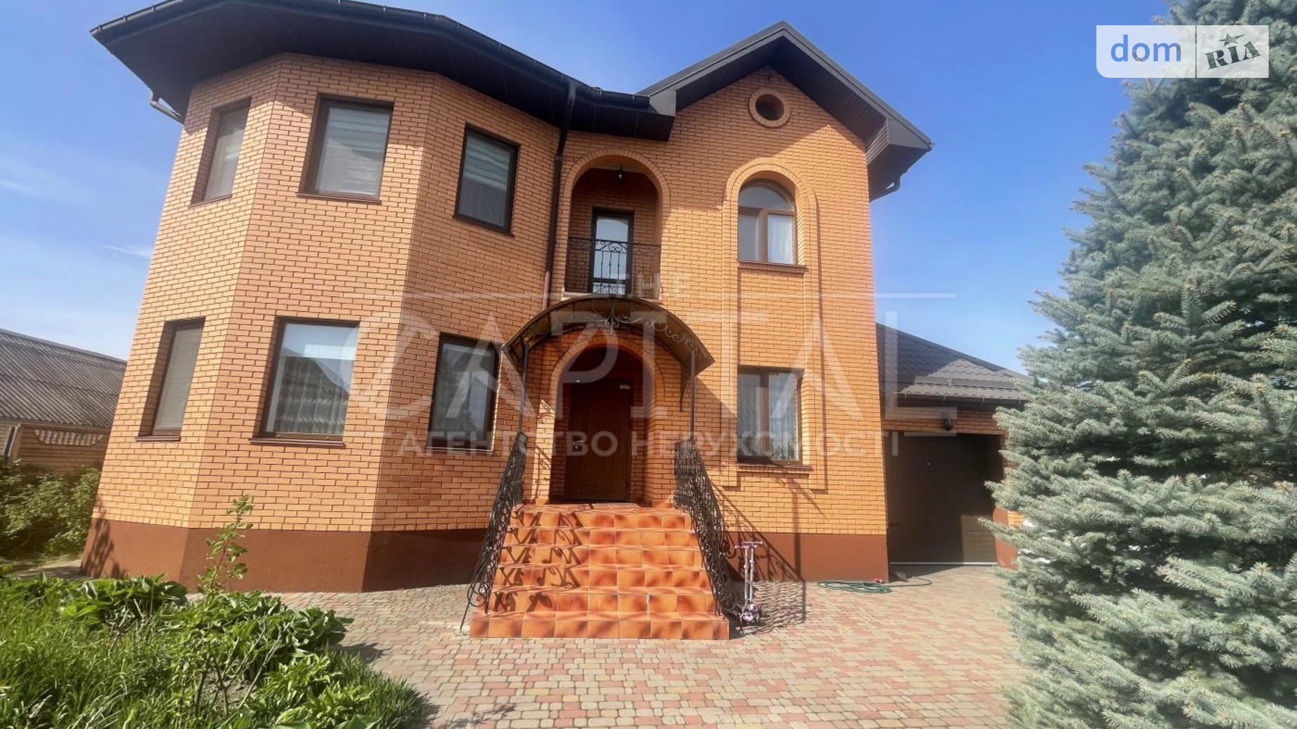 Сдается в аренду дом на 2 этажа 300 кв. м с участком, цена: 2500 $ - фото 2