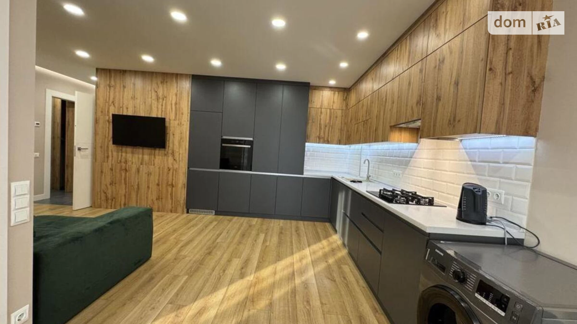 Продается 1-комнатная квартира 53 кв. м в Киеве, ул. Олимпия Галика, 75Д - фото 2