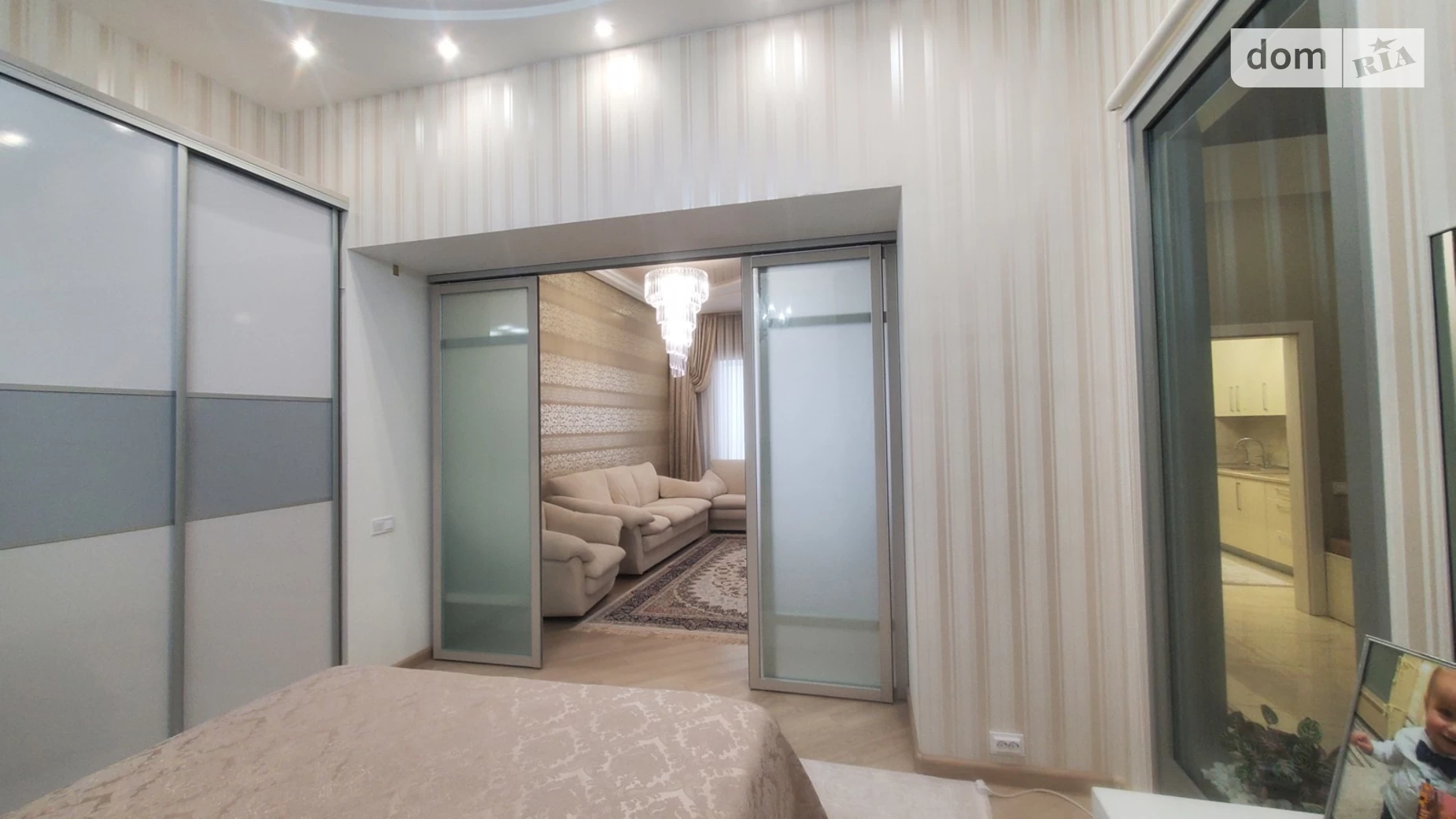 Продается 2-комнатная квартира 89 кв. м в, цена: 188000 $ - фото 4